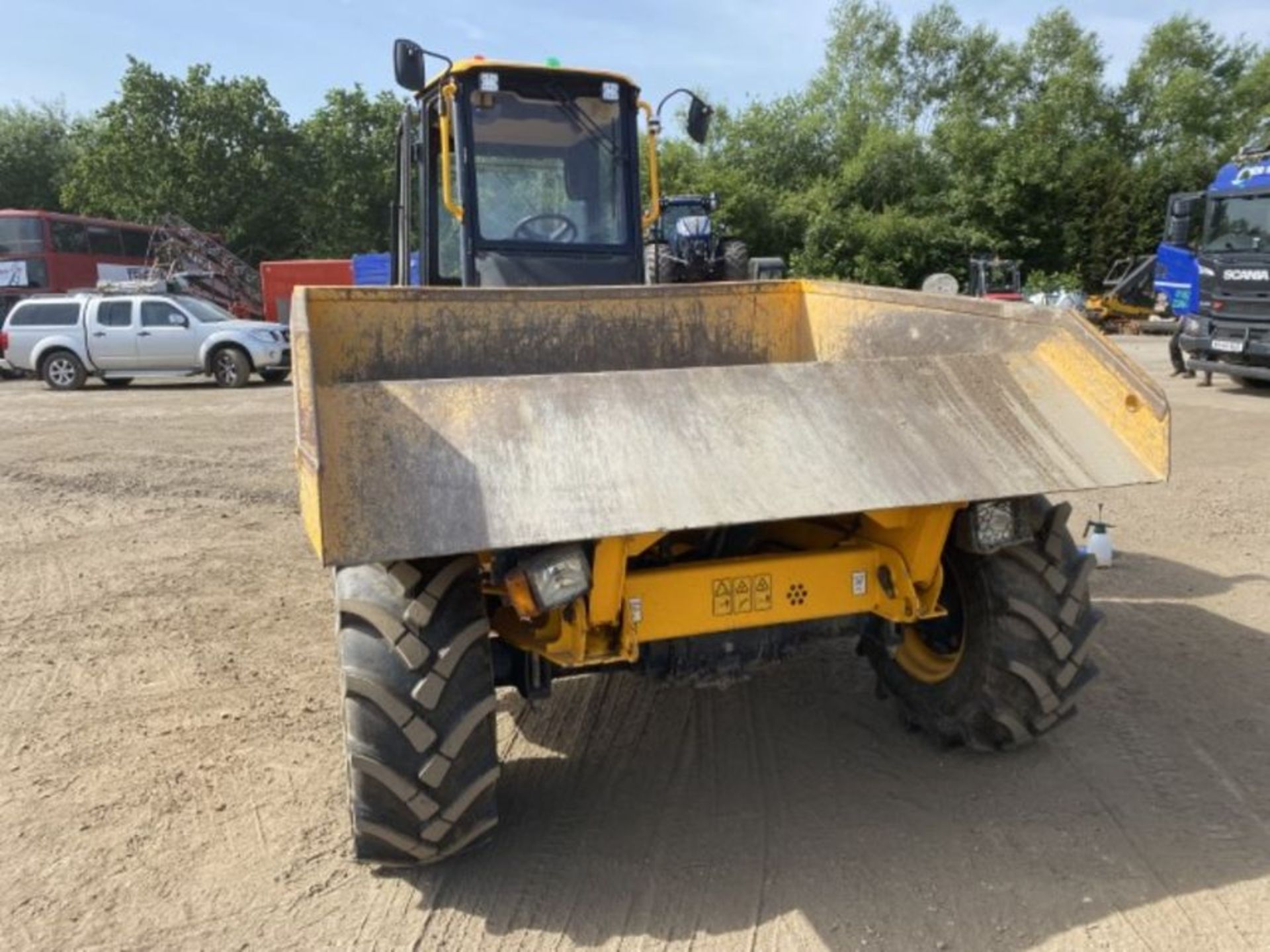 JCB 7FT Front Tip Site Dumper (2018) - Image 4 of 20