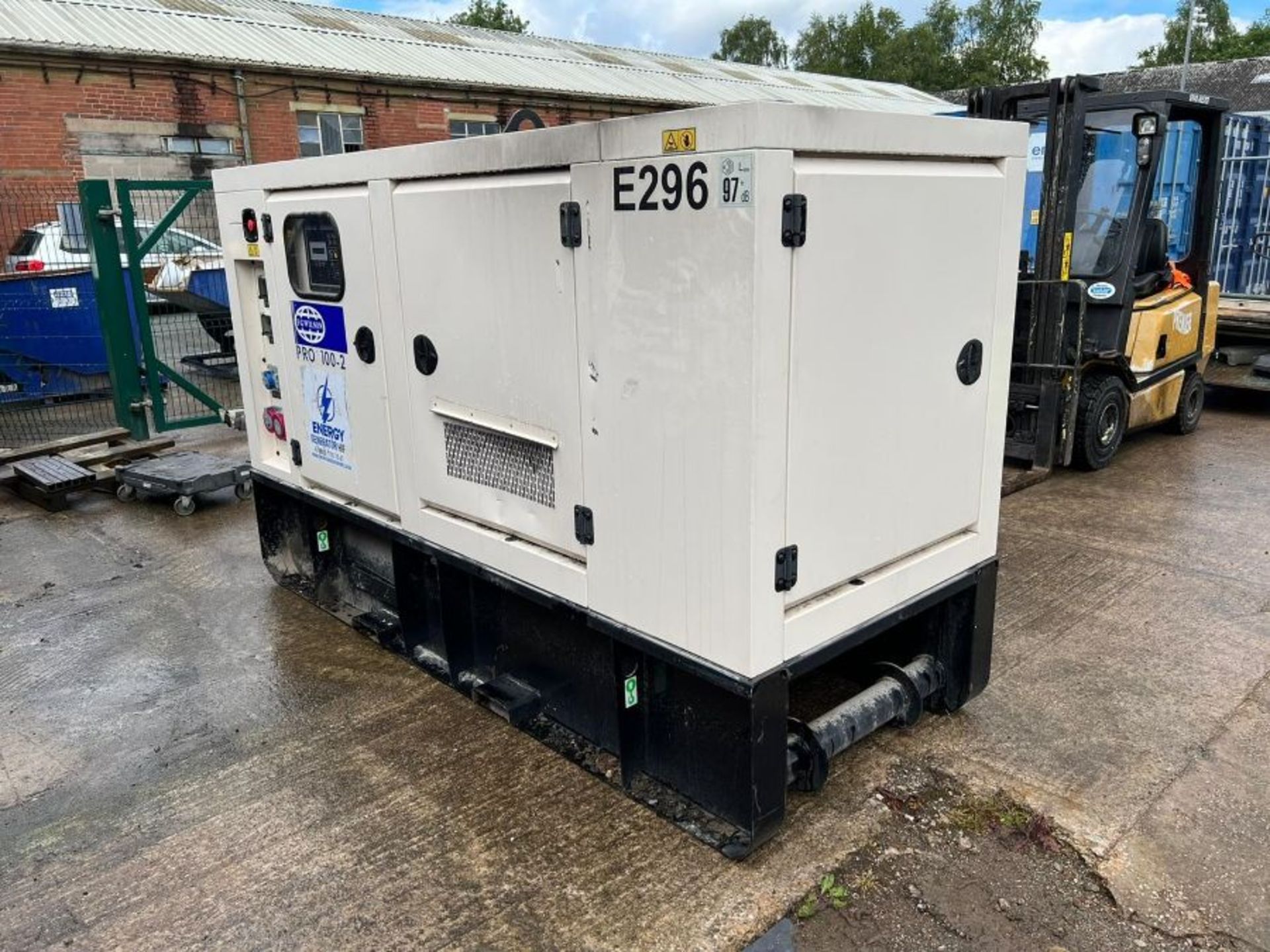 FG Wilson Pro100-2 100kva rental spec generator (2021) - Ref E296 - Image 5 of 12