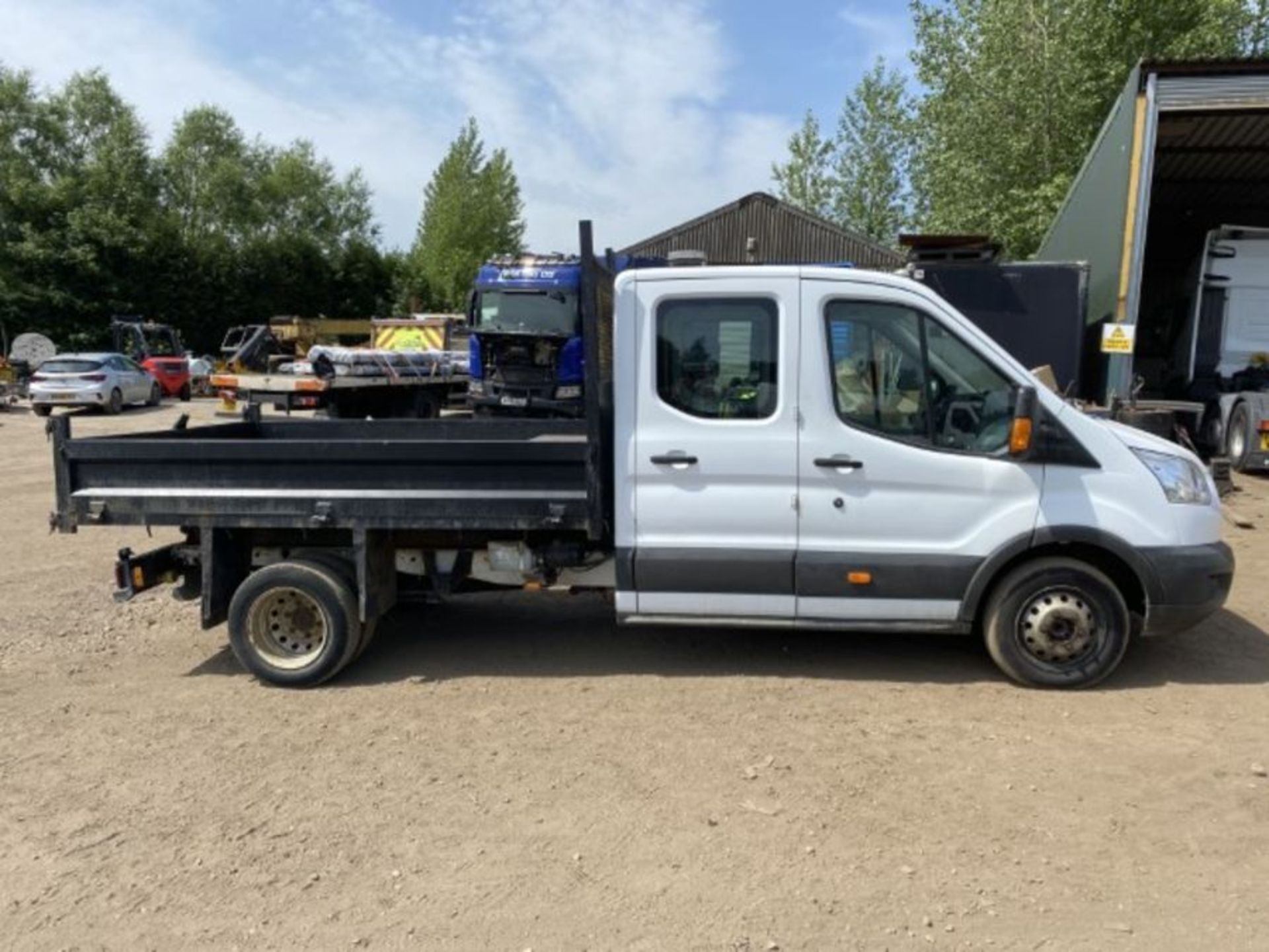 Ford Transit 350 2.2 L3 Diesel 125ps Crewcab Tipper ("15") - Image 4 of 15