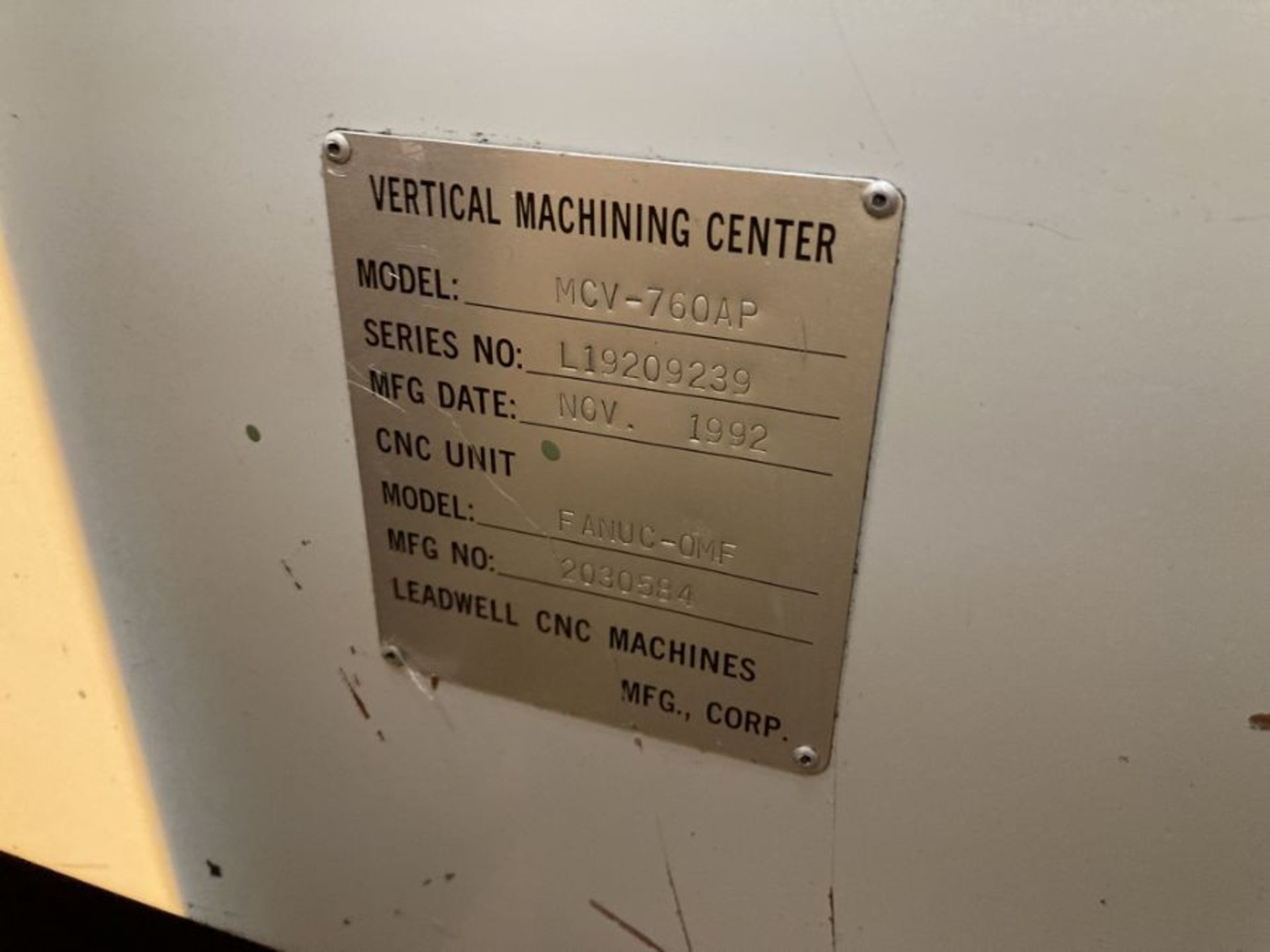 Leadwell MCV-760 AP vertical machining centre (1992) - Image 5 of 5