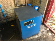 Hi-Line Tundra 159 air dryer and 2 filters