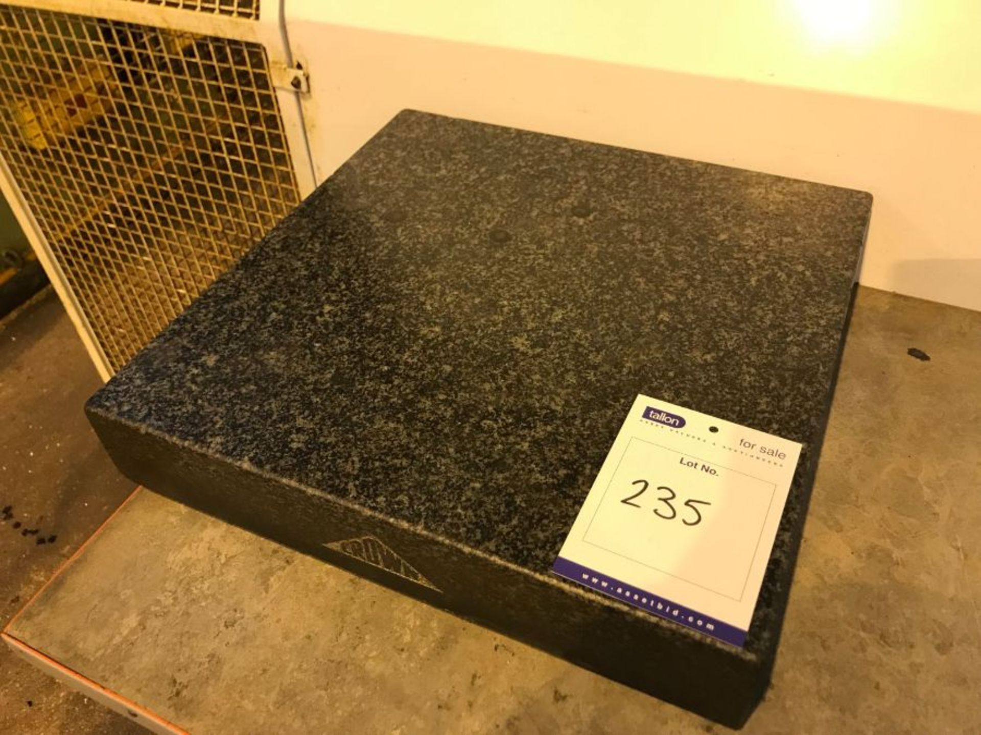 Crown granite surface plate 18" square