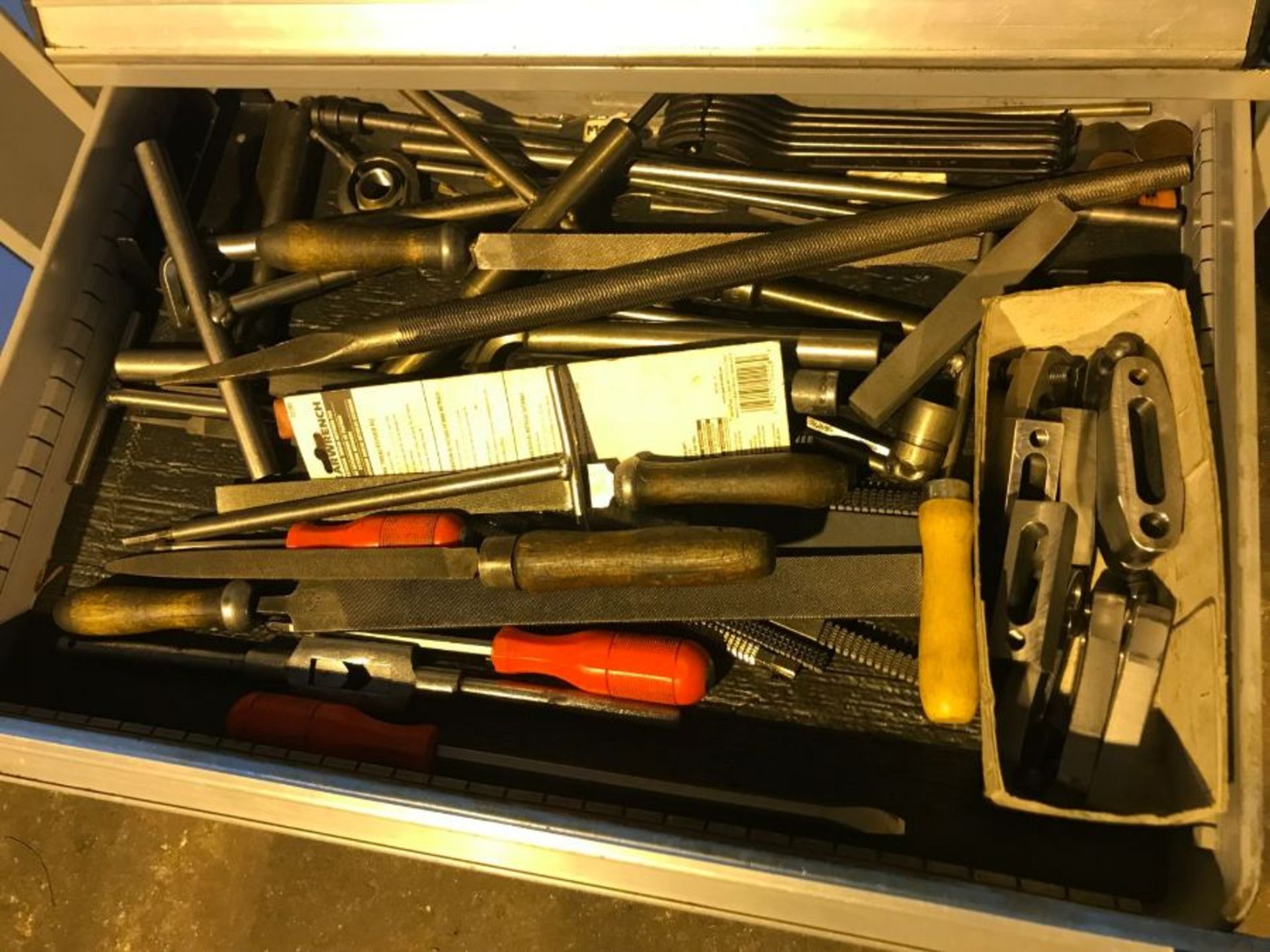 Tool cabinet and contents - Image 8 of 12