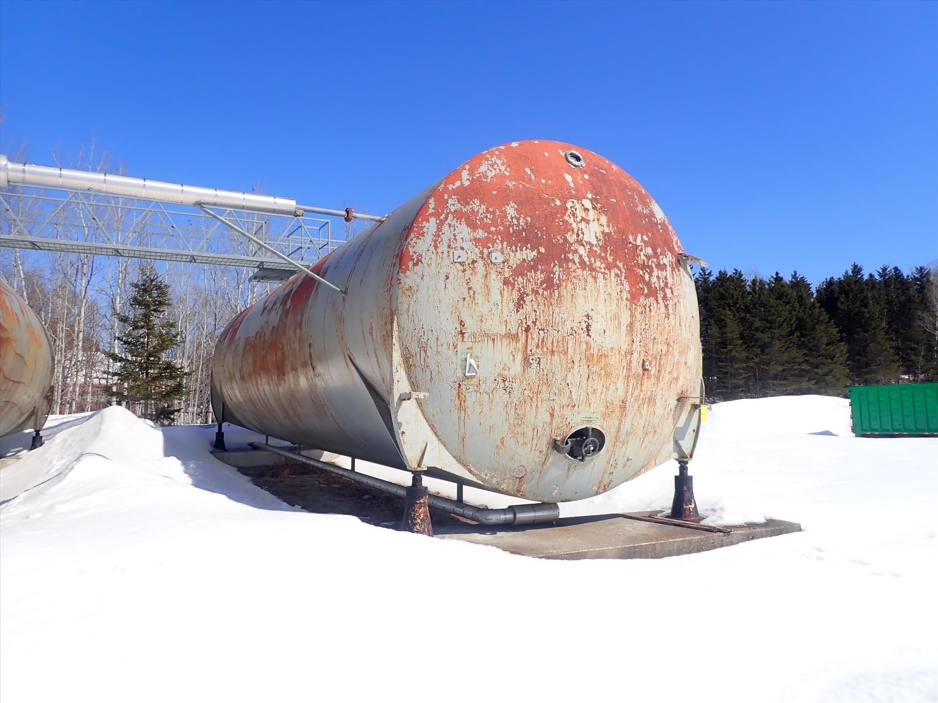 Horizontal Fuel Tank, approx. 30,000 gal. - Image 2 of 3