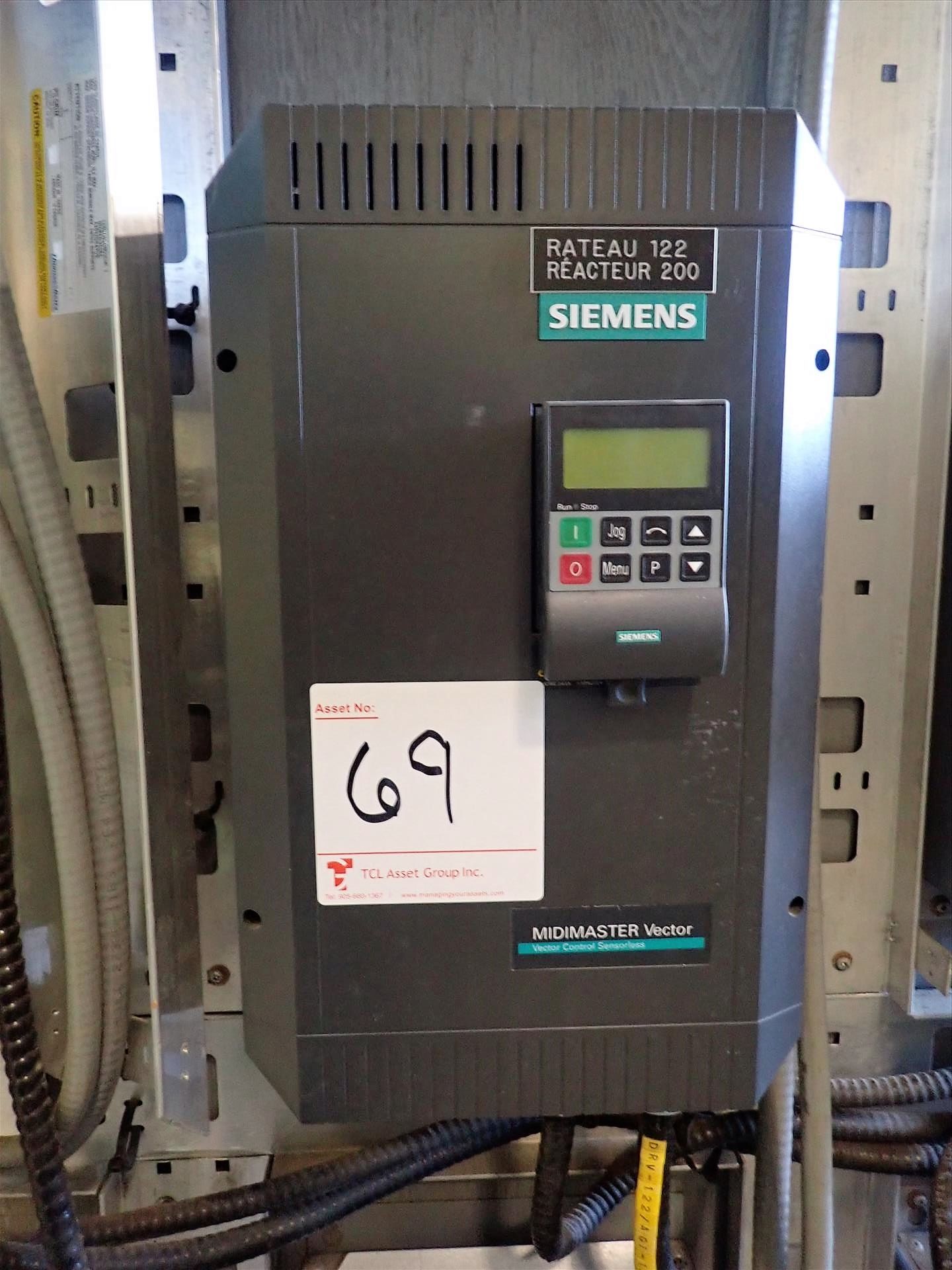 Siemens MidiMaster Vector Variable Frequency Drive (VFD), 575V/3pH/60 Hz, 3 hp