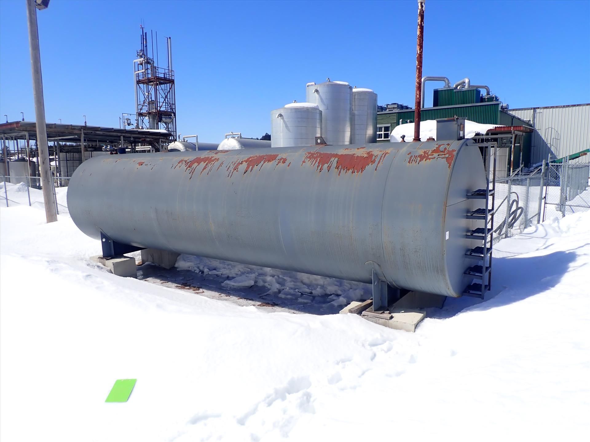 Horizontal Carbon Steel Fuel Tank, approx. 25000 gal. - Image 2 of 3