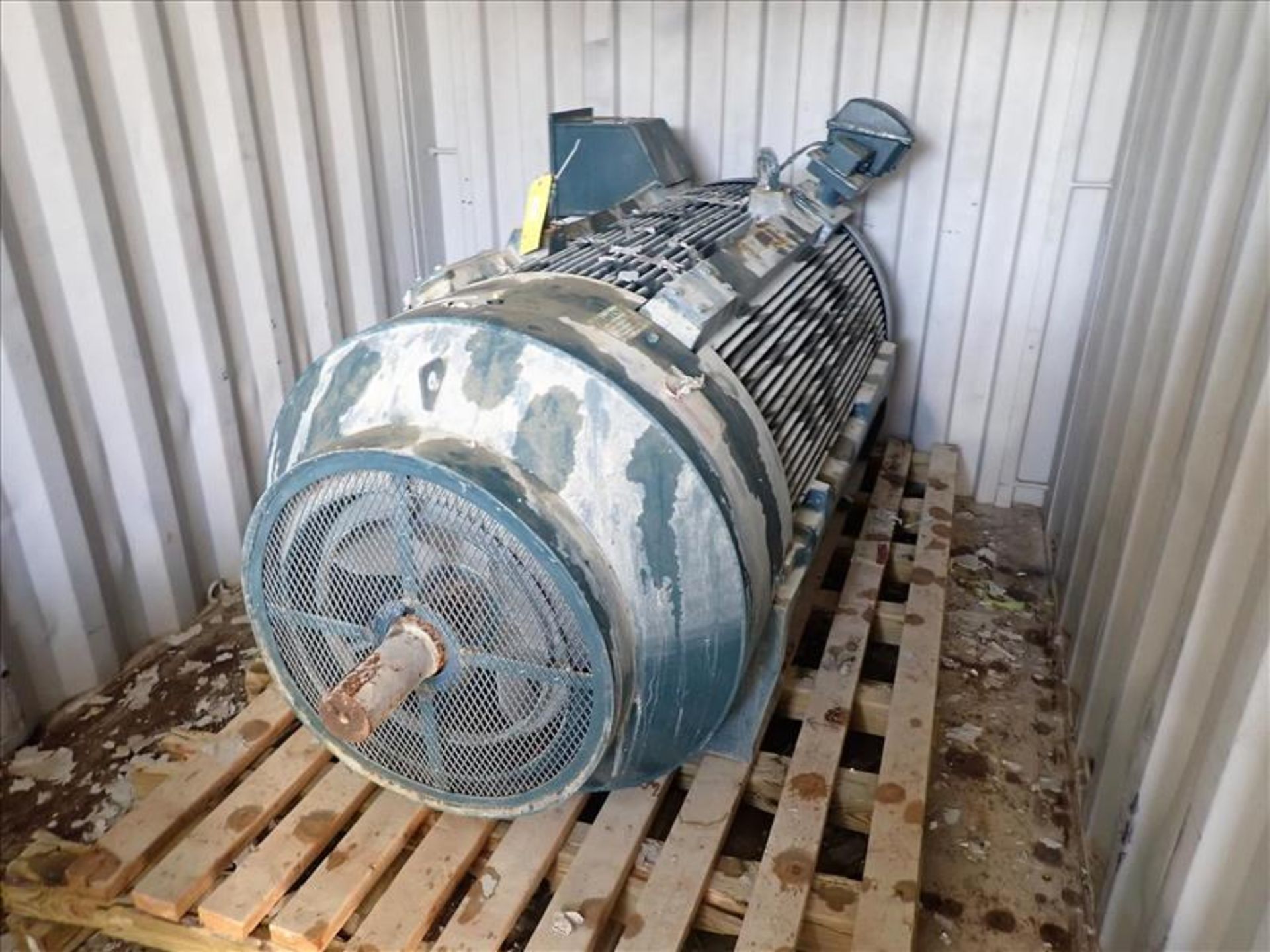 Teco-Westinghouse 900hp Motor (Tag No. 4827) [Sea Container 652728-1] {Location Hallnor}