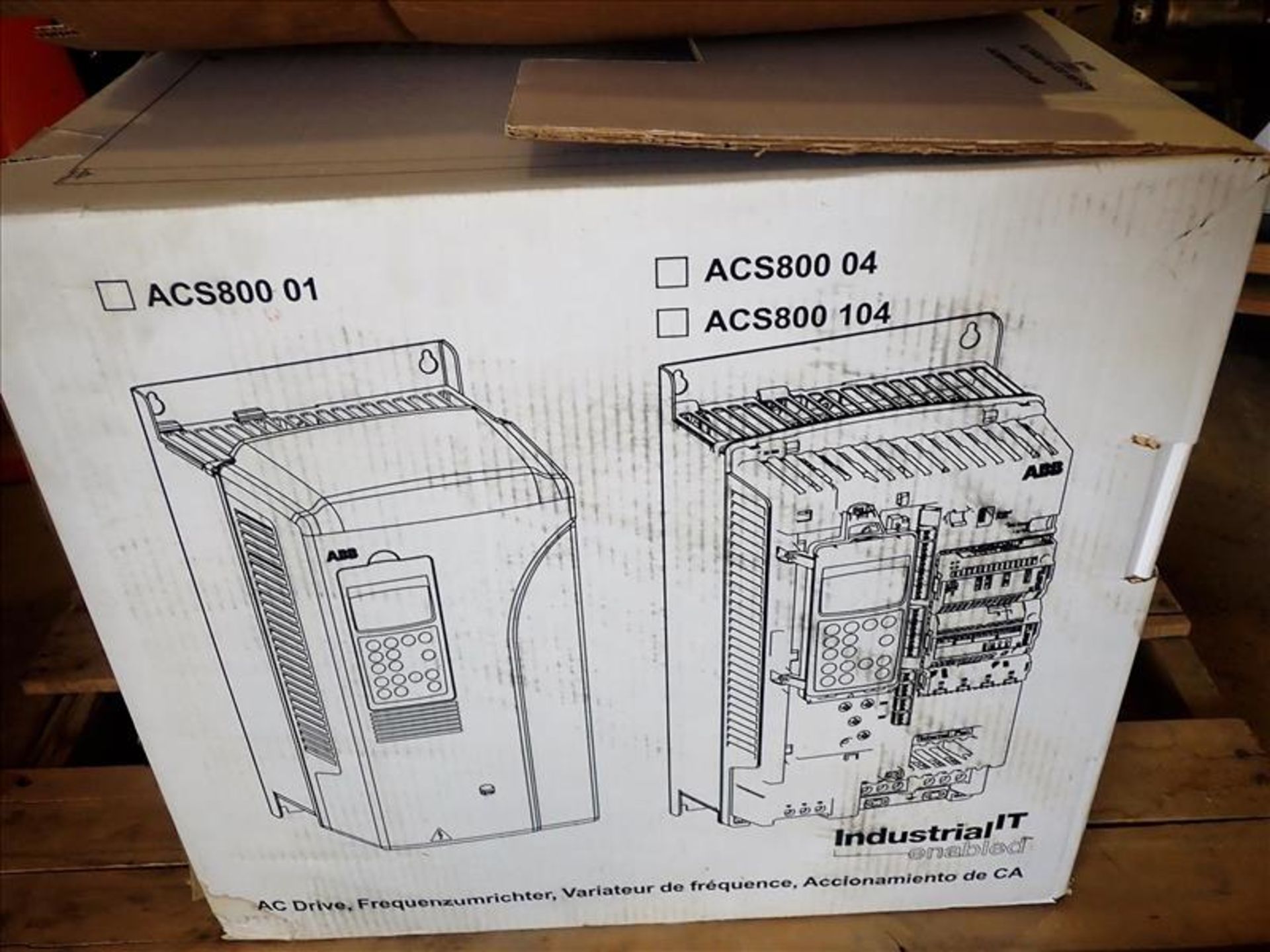 (NEW) ABB Variable Frequency Drives (VFD), incl.: (1) mod. ACS800-U1-0050-7+K454+L503; (1) mod.