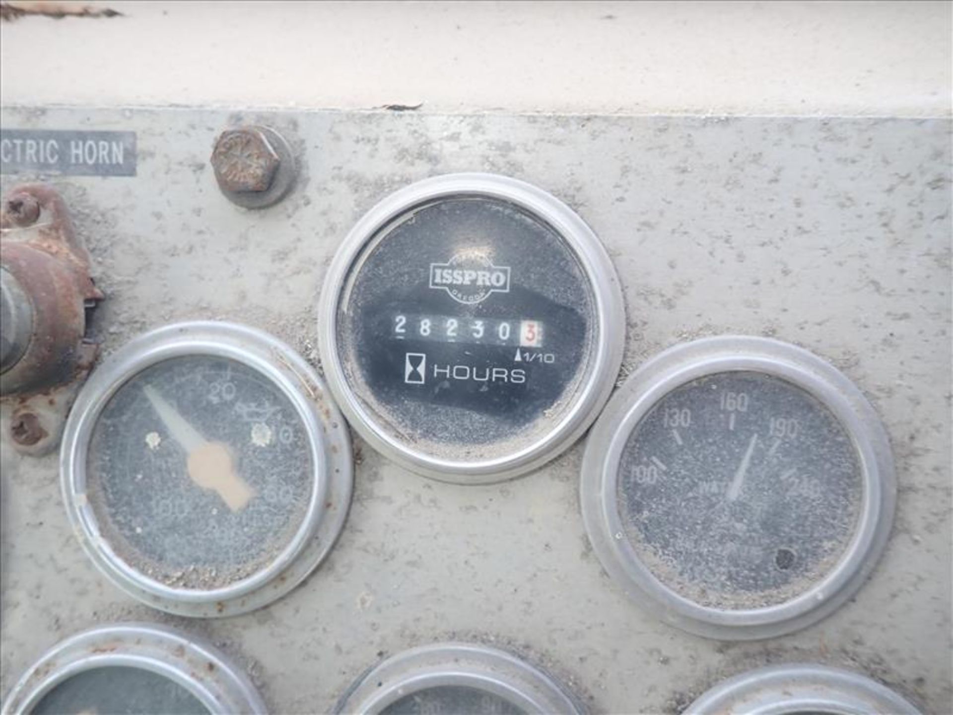 Ford Shunt Truck (SH5), meter reads 28230 hrs, dual rears (Tag No. 4970) [Sea Container N/A] { - Image 6 of 6