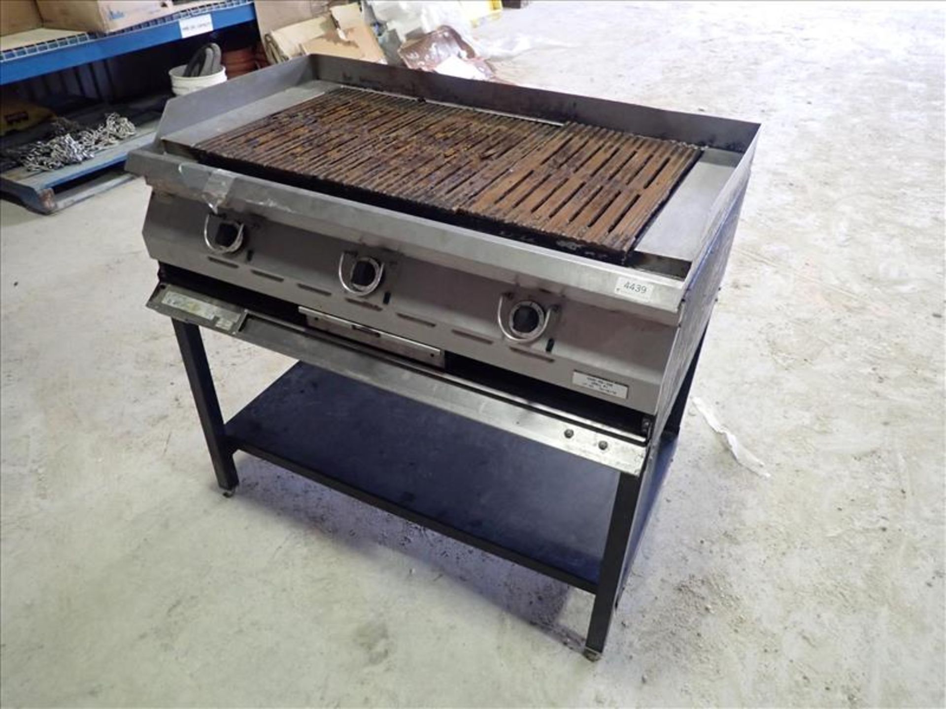 Garland Grill, mod. ED-43B, 42 in. (Tag No. 4439) [Sea Container 971037-8] {Location Hallnor}