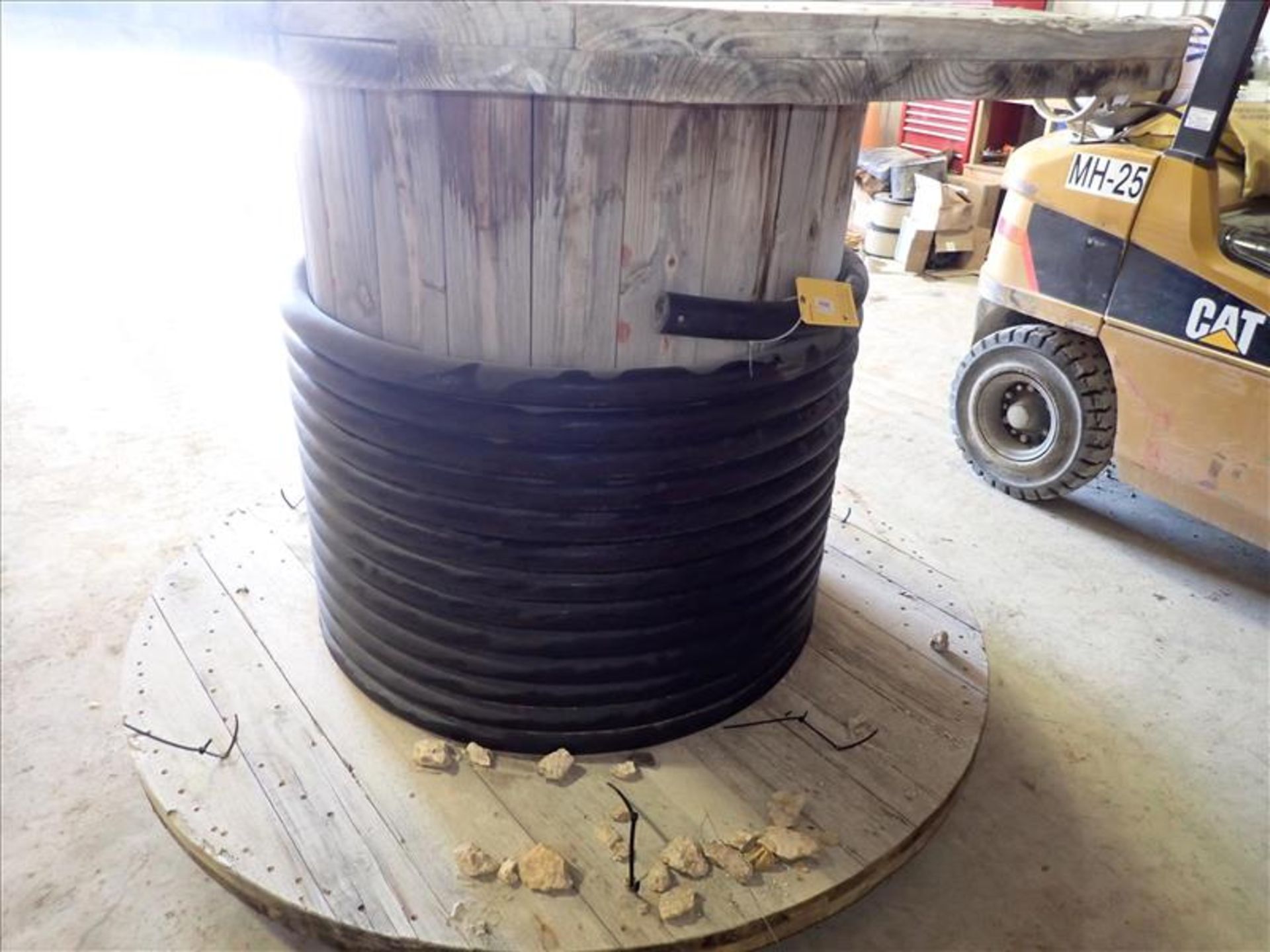 Partial Cable Reel; General Cable Anaconda Brand 4/0 3/C Type SHD-GC 2000V (-50C) FT1 FT5 CSA