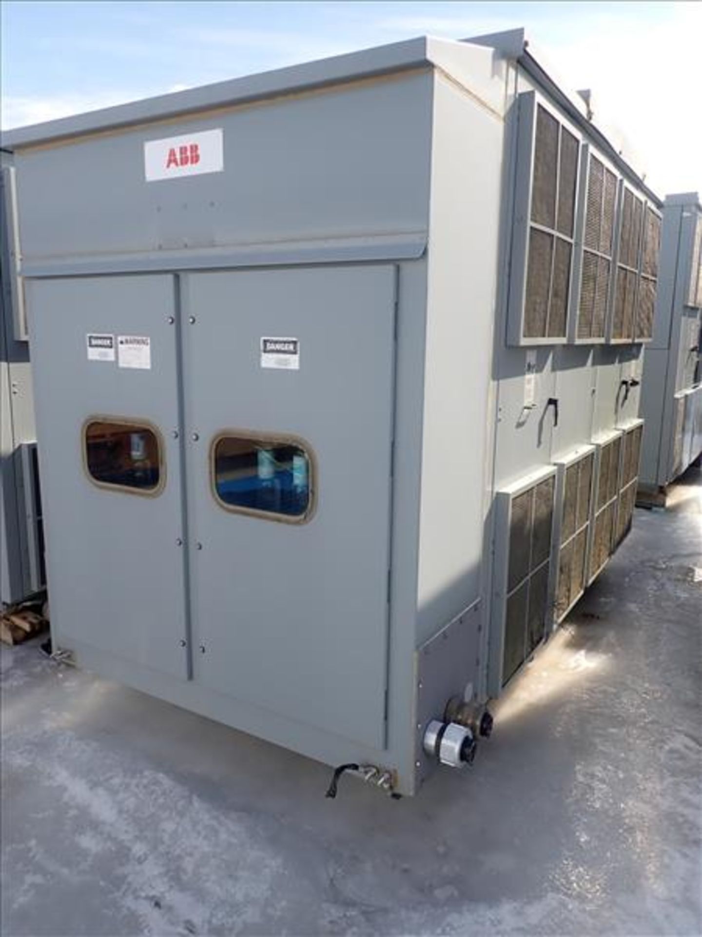 ABB ResiBloc Dry-Type Transformer, ser. no. DS77975005 (2006), 1500/2000KVA, 60Hz, 3Ph, 600/346V, - Image 2 of 4