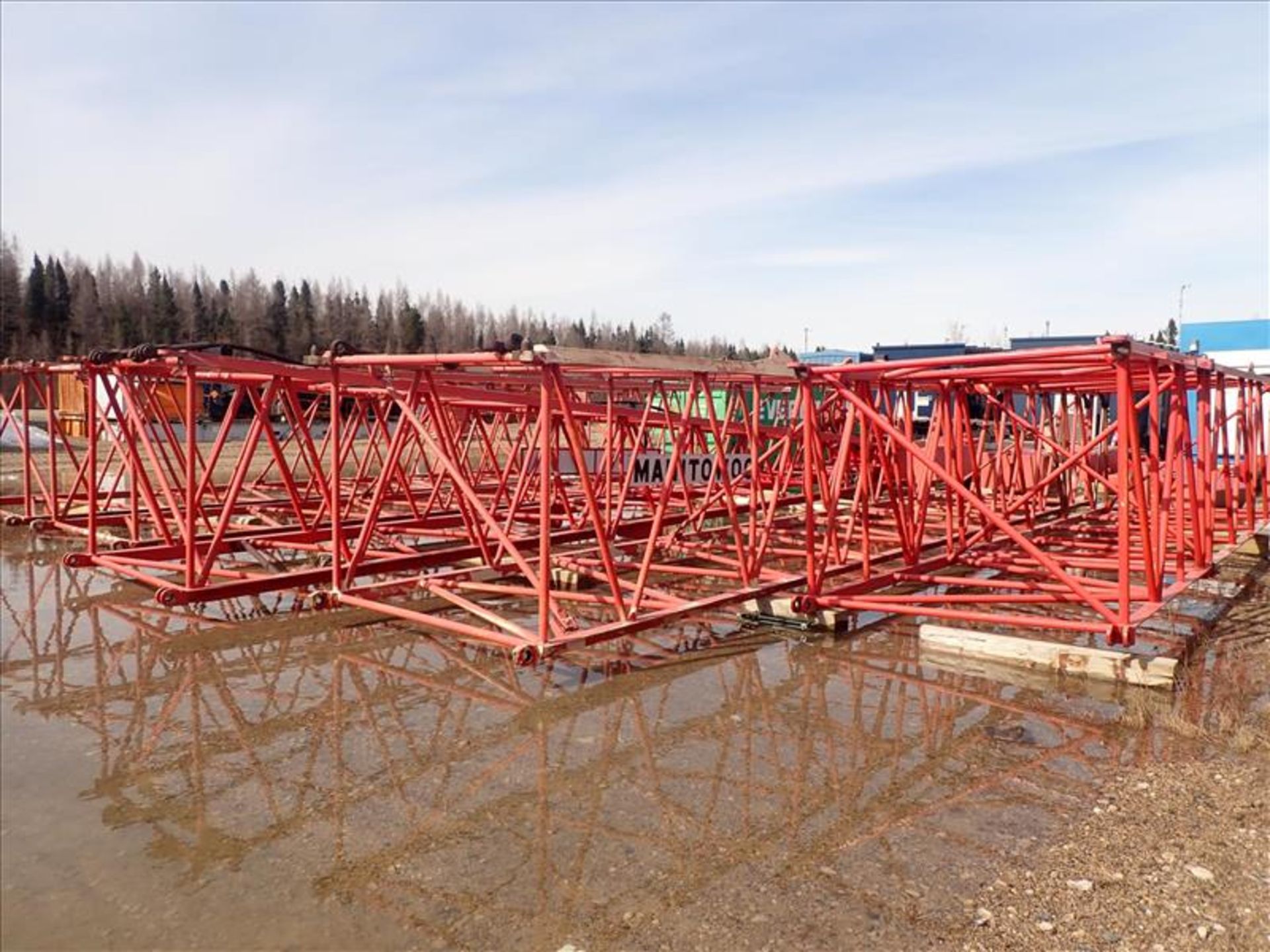 Manitowoc crane, mod. 777-52, 100-ton cap. w/ boom extension, counter weights, Shipping Container - Image 20 of 28