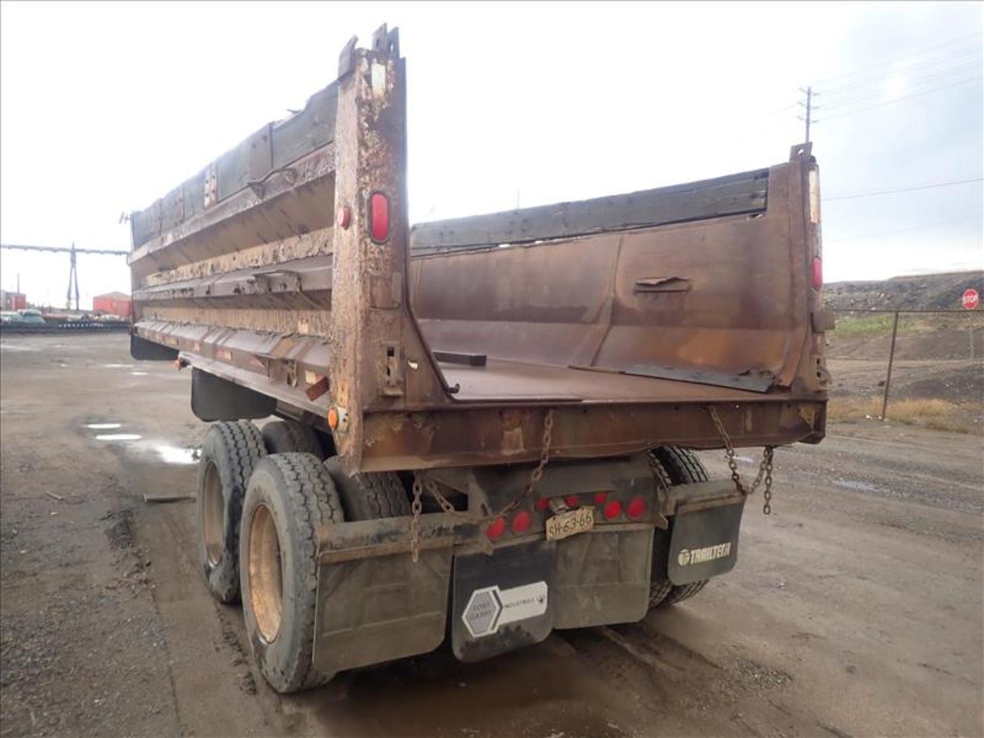 Midland dump trailer, mod. XL2000, 8 ft x 18 ft box, tandem axle (Tag 9143 Loc WH Kwansa) - Image 3 of 5