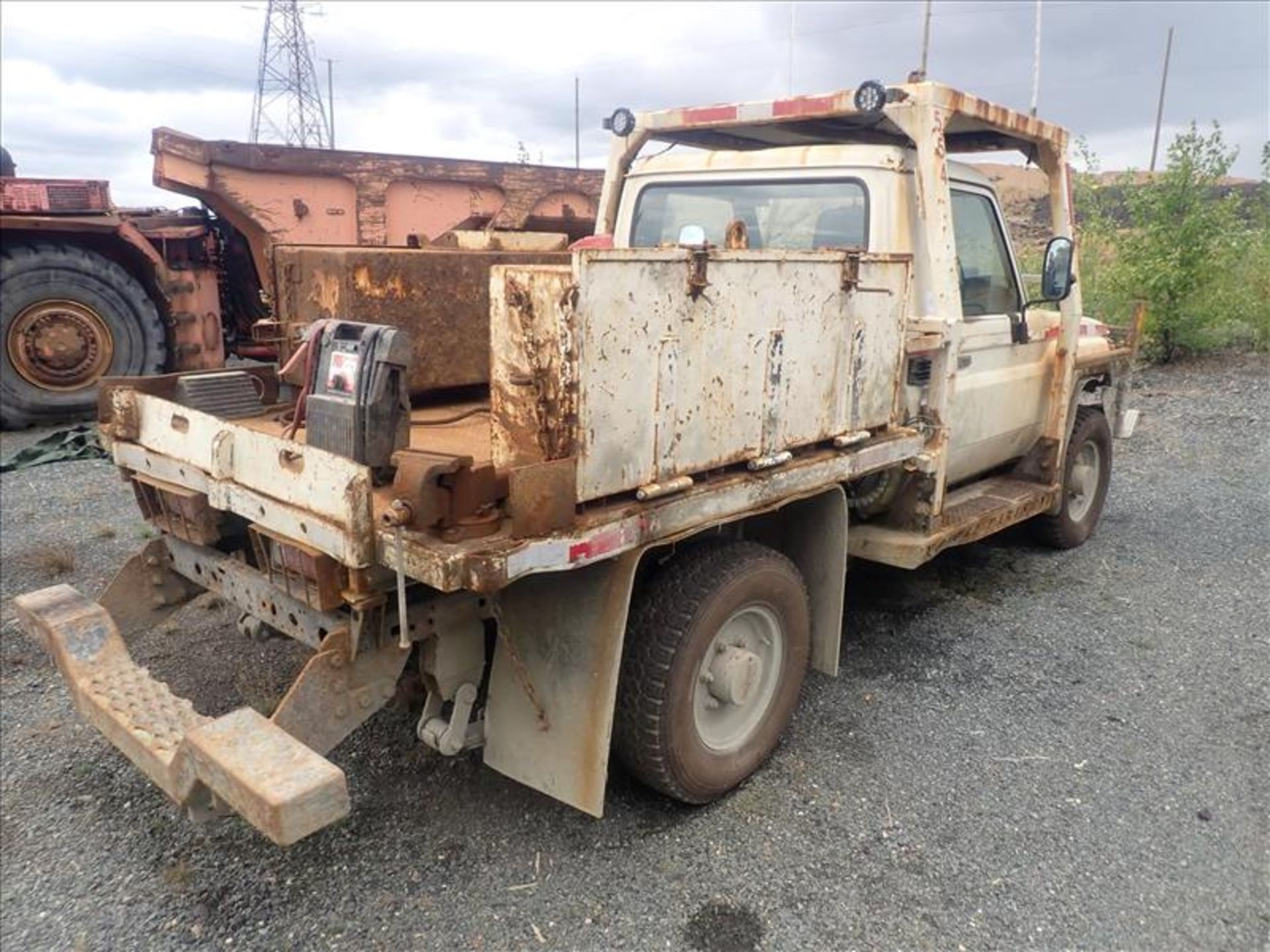 Miller/Toyota Land Cruiser underground utility vehicle, mod. HZJ79L, ser. no. JTEB71J40B003054, 3- - Image 3 of 5