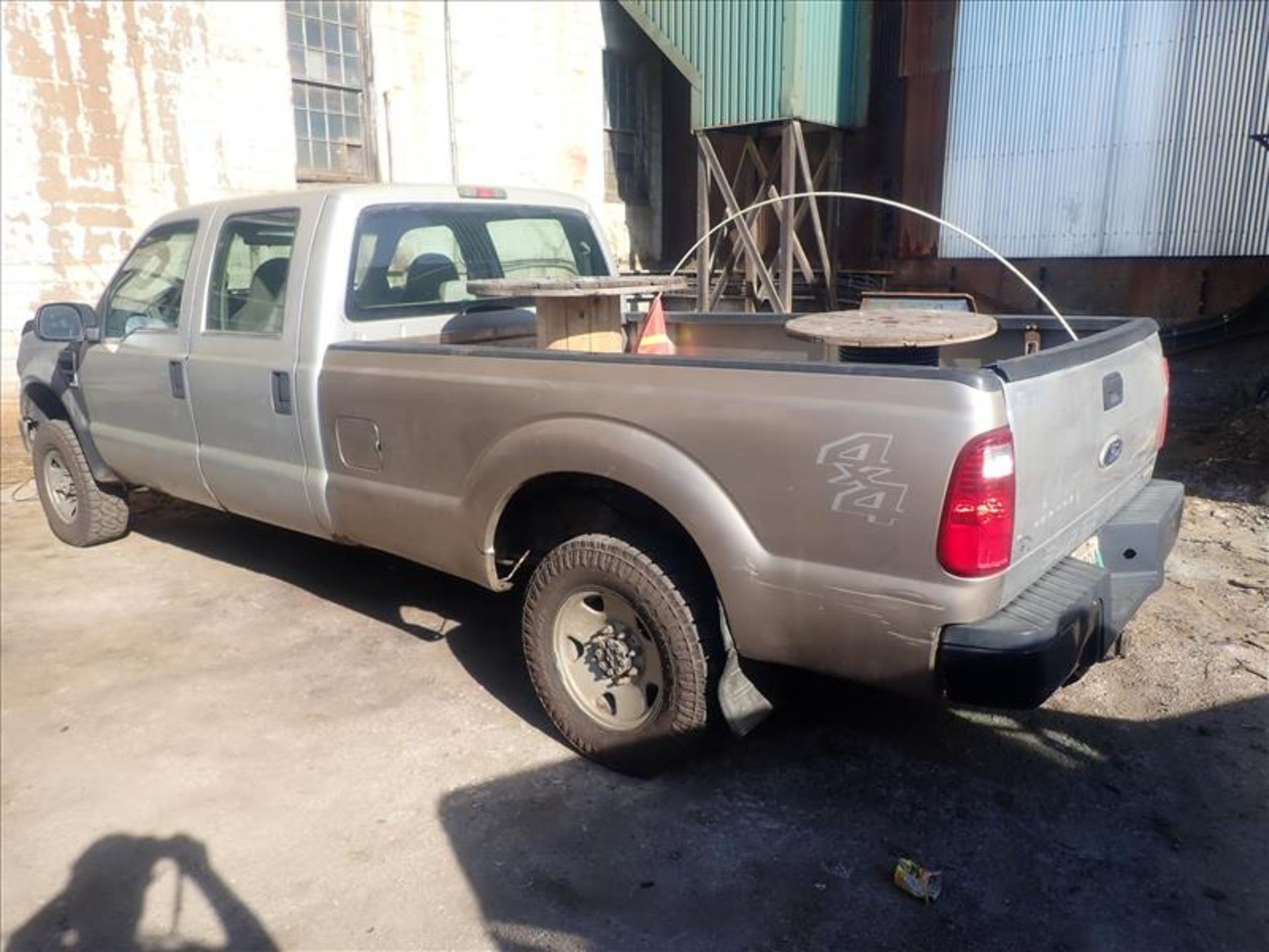 2008 Ford F250 XL SuperDuty pick-up truck, VIN 1FTSW21528EB74521, approx. 103000 km, crew-cab, - Image 2 of 9