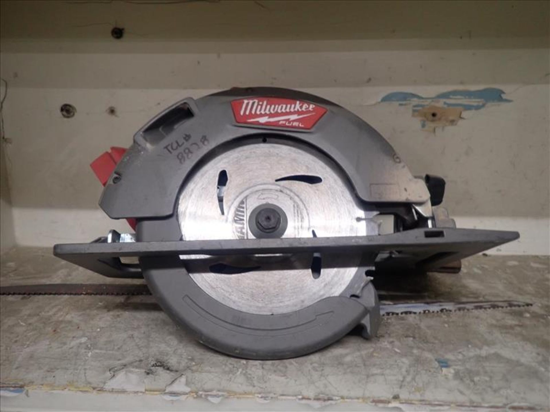 Milwaukee electric circular saw (Tag 8828 Loc Mill Carp Shop)