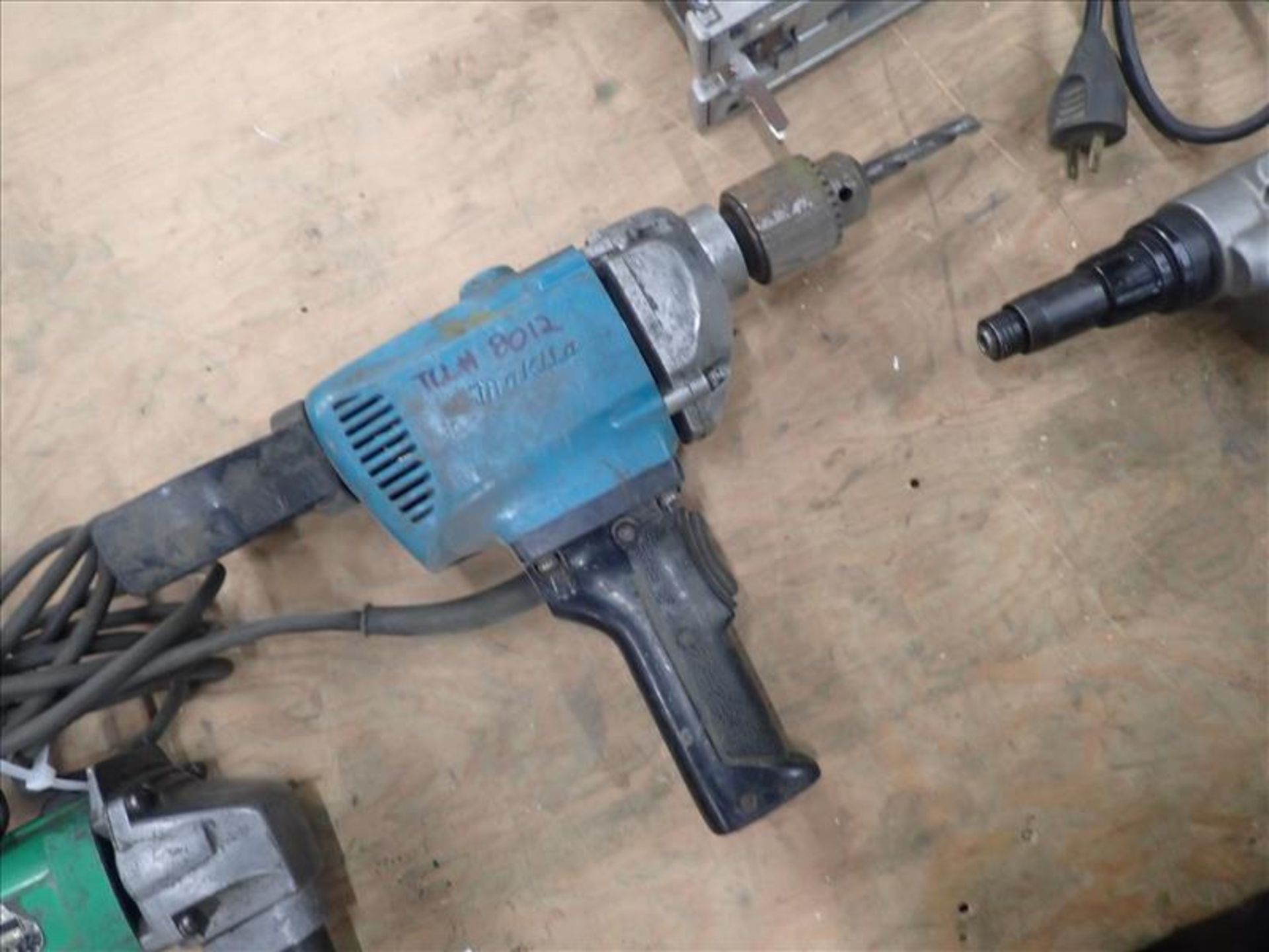 Makita electric hammer drill (Tag 8812 Loc Mill Carp Shop)