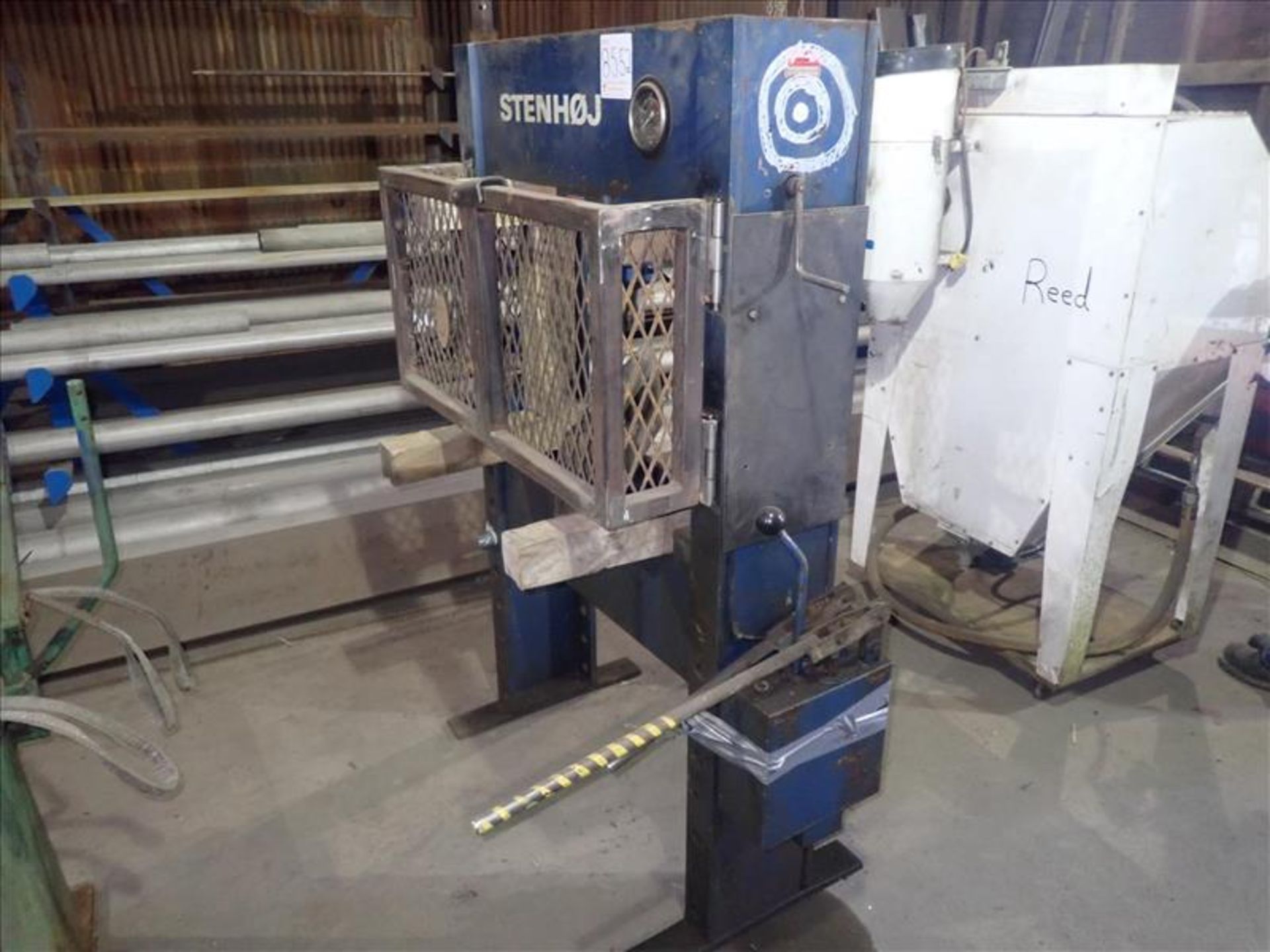 Stenhoj shop press (Tag 8552 Loc V-Prep)