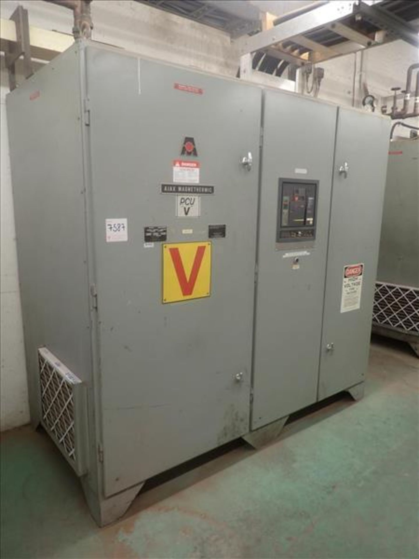 Ajax Magnethermic induction heating power supply, mod. PCU-V, 660 KVA (Tag 7587 Loc Casting)