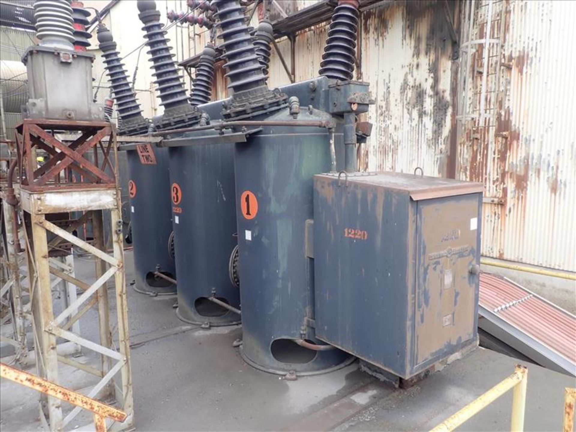 (3) GE bulk-oil breakers c/w (3) potential transformers (Tag 7153 Loc Central Sub Stn)