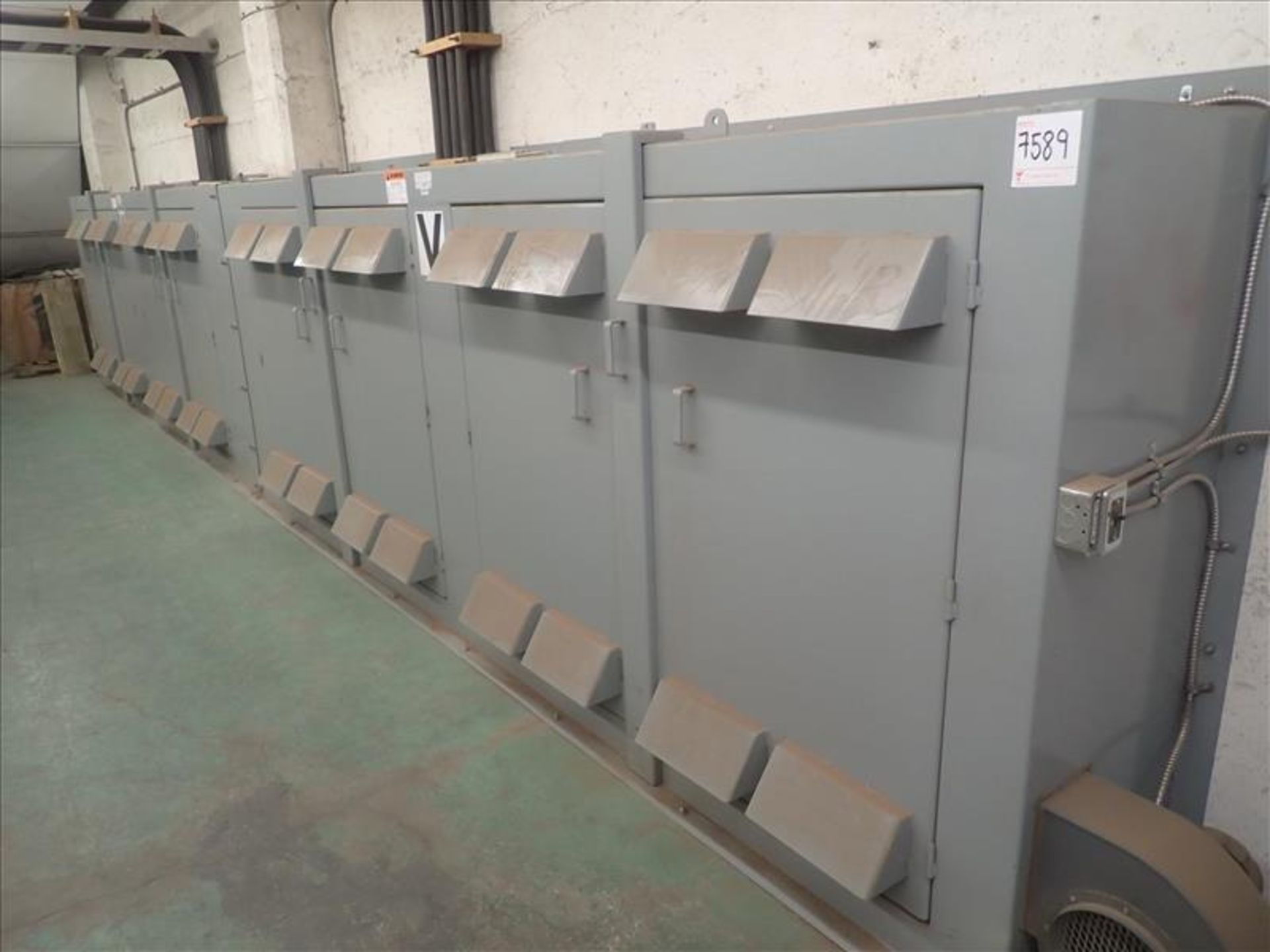 (8) capacitor bank (Tag 7589 Loc Casting)