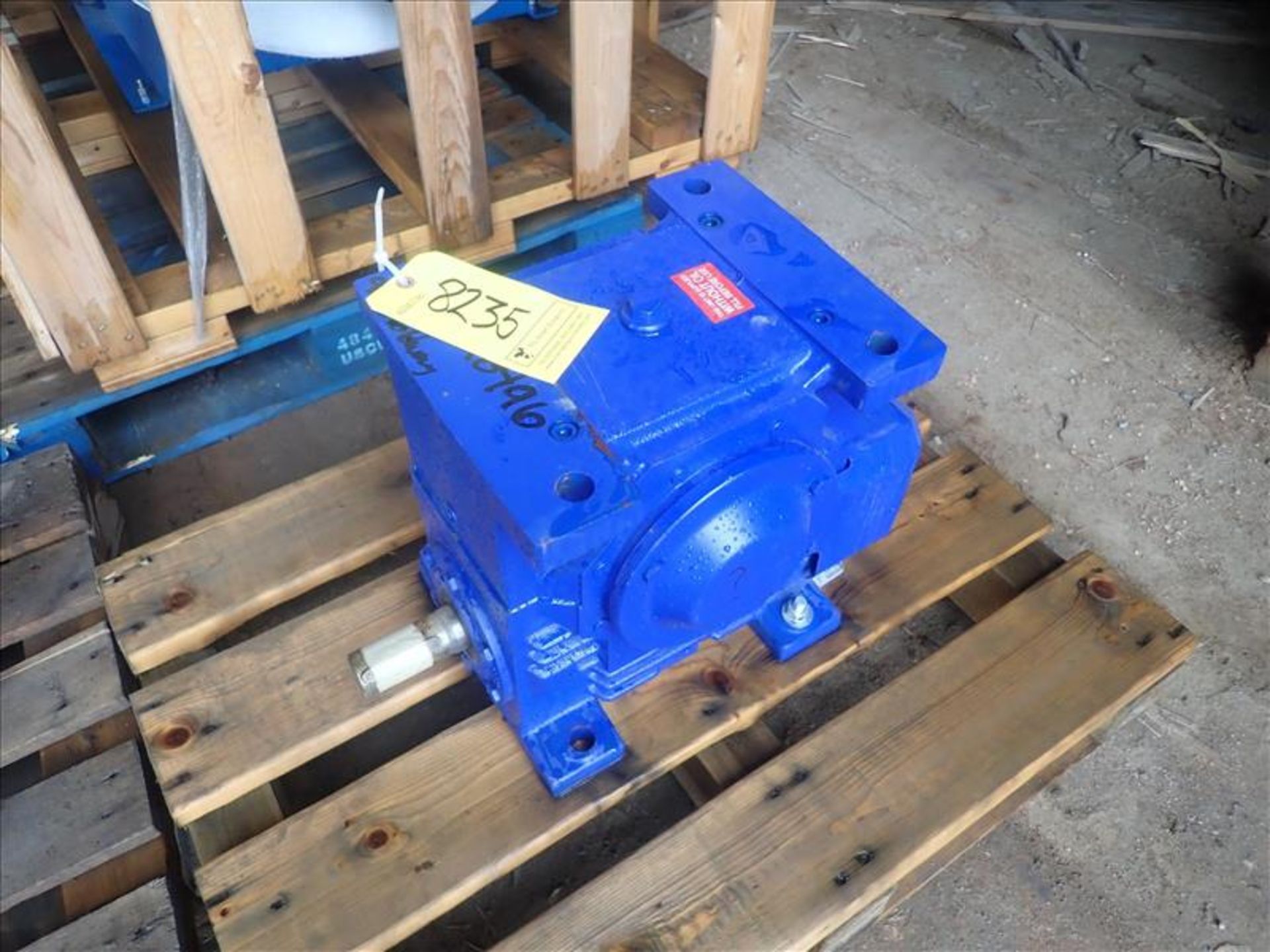 Renolds gearbox (Tag 8235 Loc WH Yard)