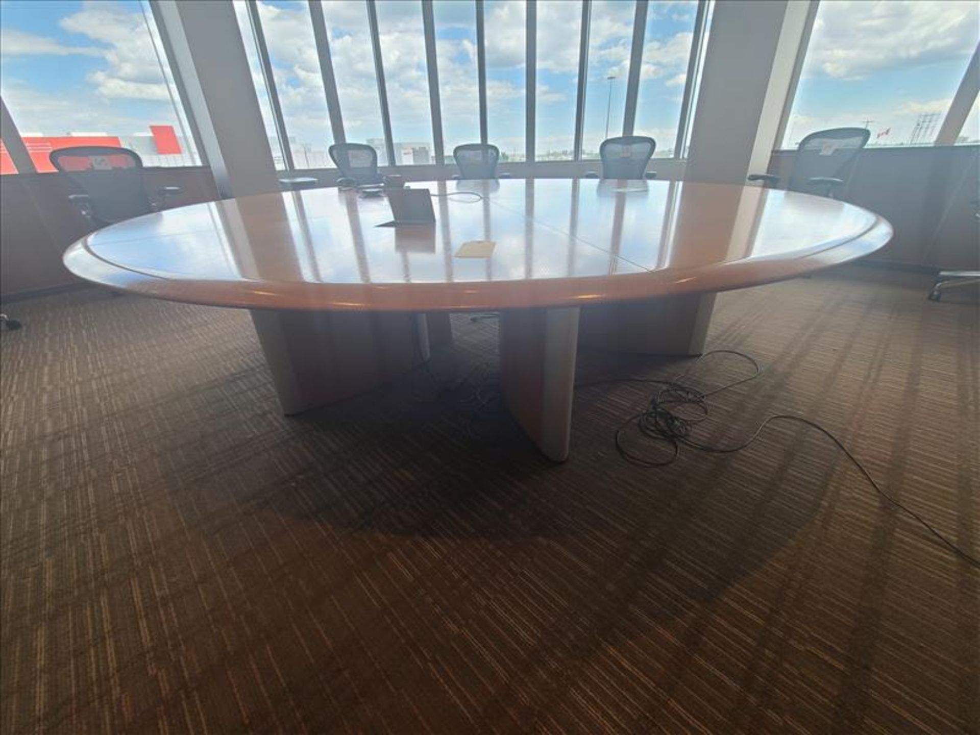 Boardroom Meeting Table approx. 118 in. dia (Qty 1) (Floor 3) (Boardroom 301) - Image 2 of 2