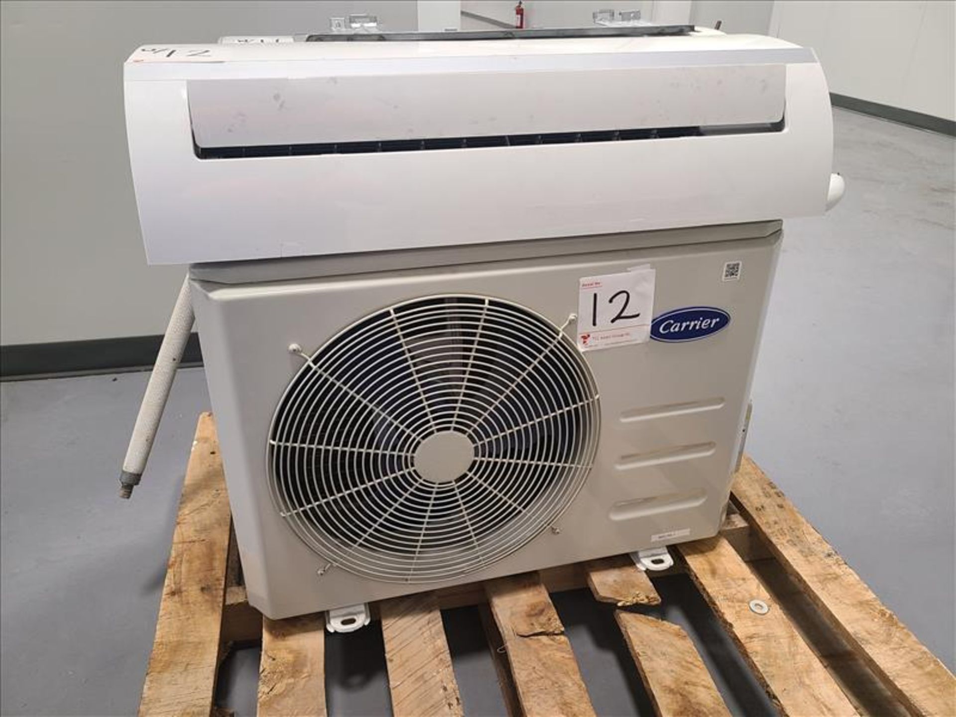 Carrier Cooling/Heating Wall Mounted Air Conditioning System, model 40MHHQ12--3, S/N 0318V18138,