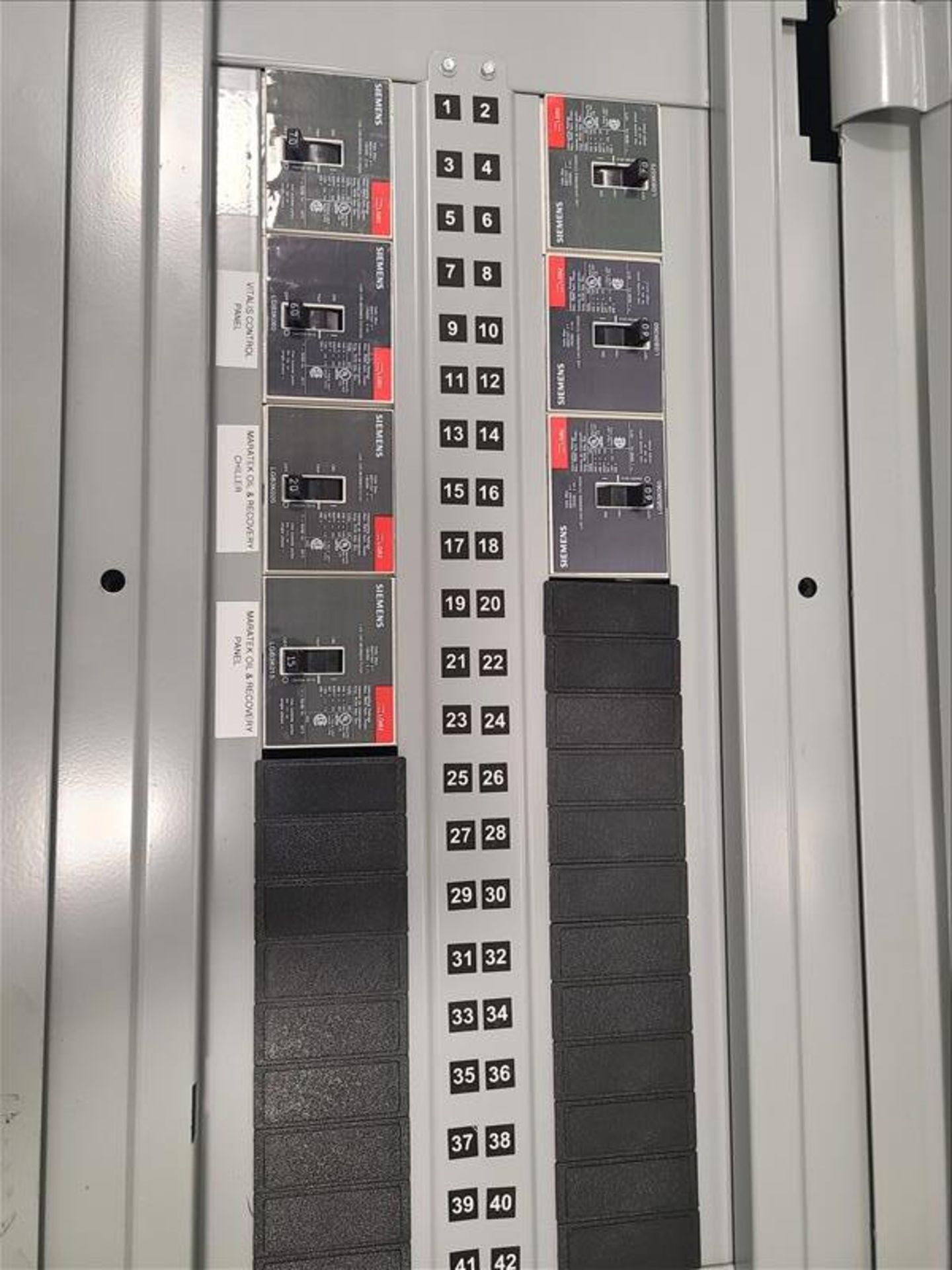 Siemens Breaker Panel, cat. no.P2E42H6400ATS - Image 3 of 4