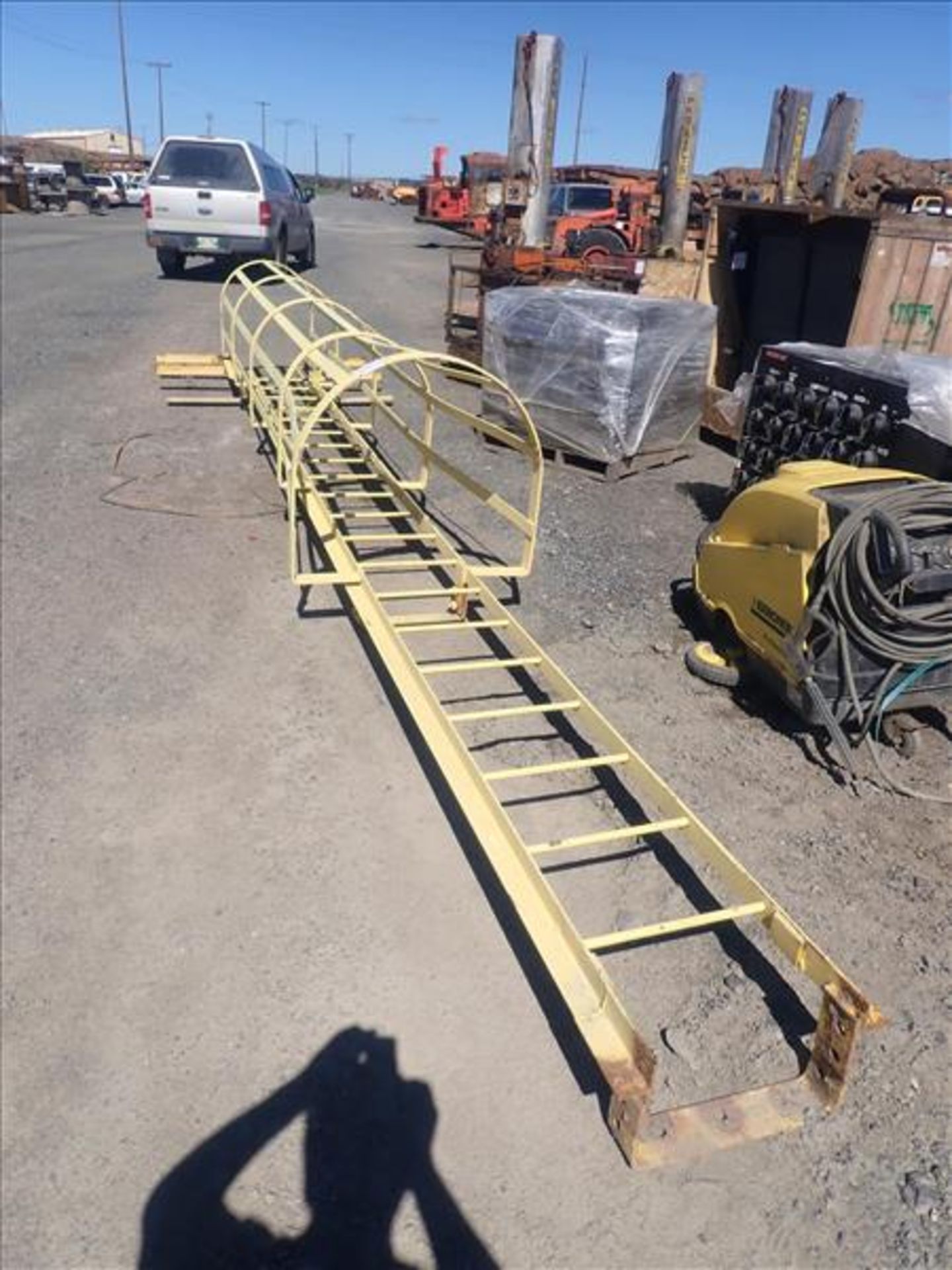 access ladder, 24 ft (Tag 8685 Loc Bones Yard)