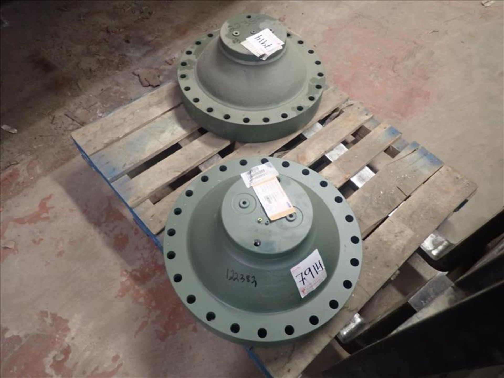 (2) Weir pulsation dampener bodies (Tag 7914 Loc WH South)