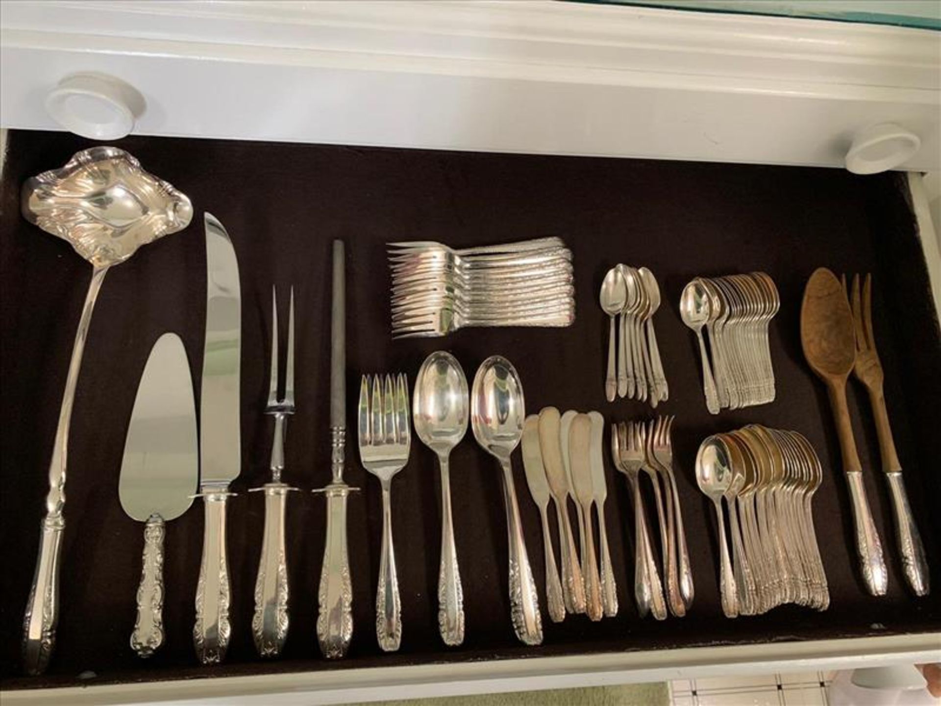 MC-G.C Co. Kings Plate Silverware Collection, incl.: (1) punch server, (1) pie server, (3) carving