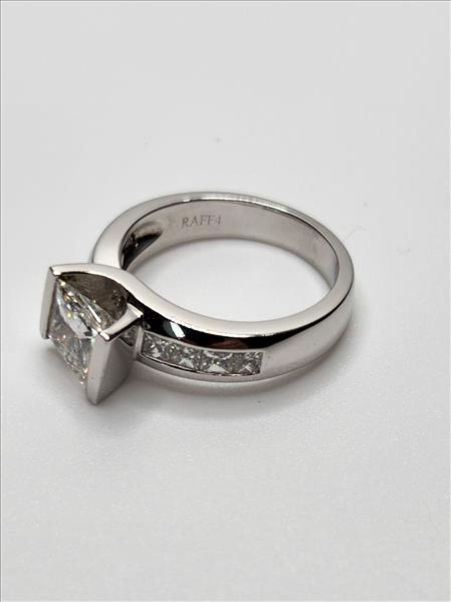One lady’s stamped RAFP4 and tested 14kt white gold diamond ring by Michael Hill. Contained at the - Image 4 of 7