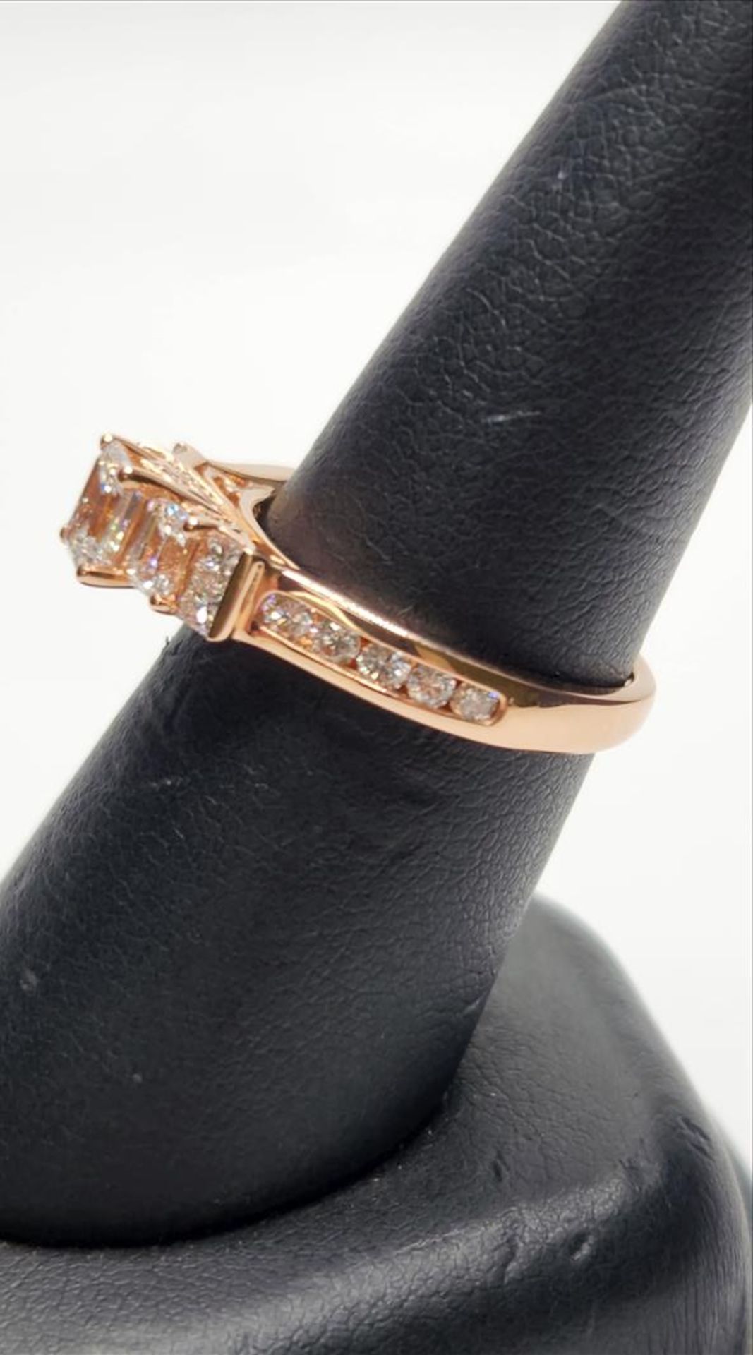 One lady’s stamped and tested 14kt (RL) pink gold diamond Past Present and Future engagement ring - Image 5 of 6