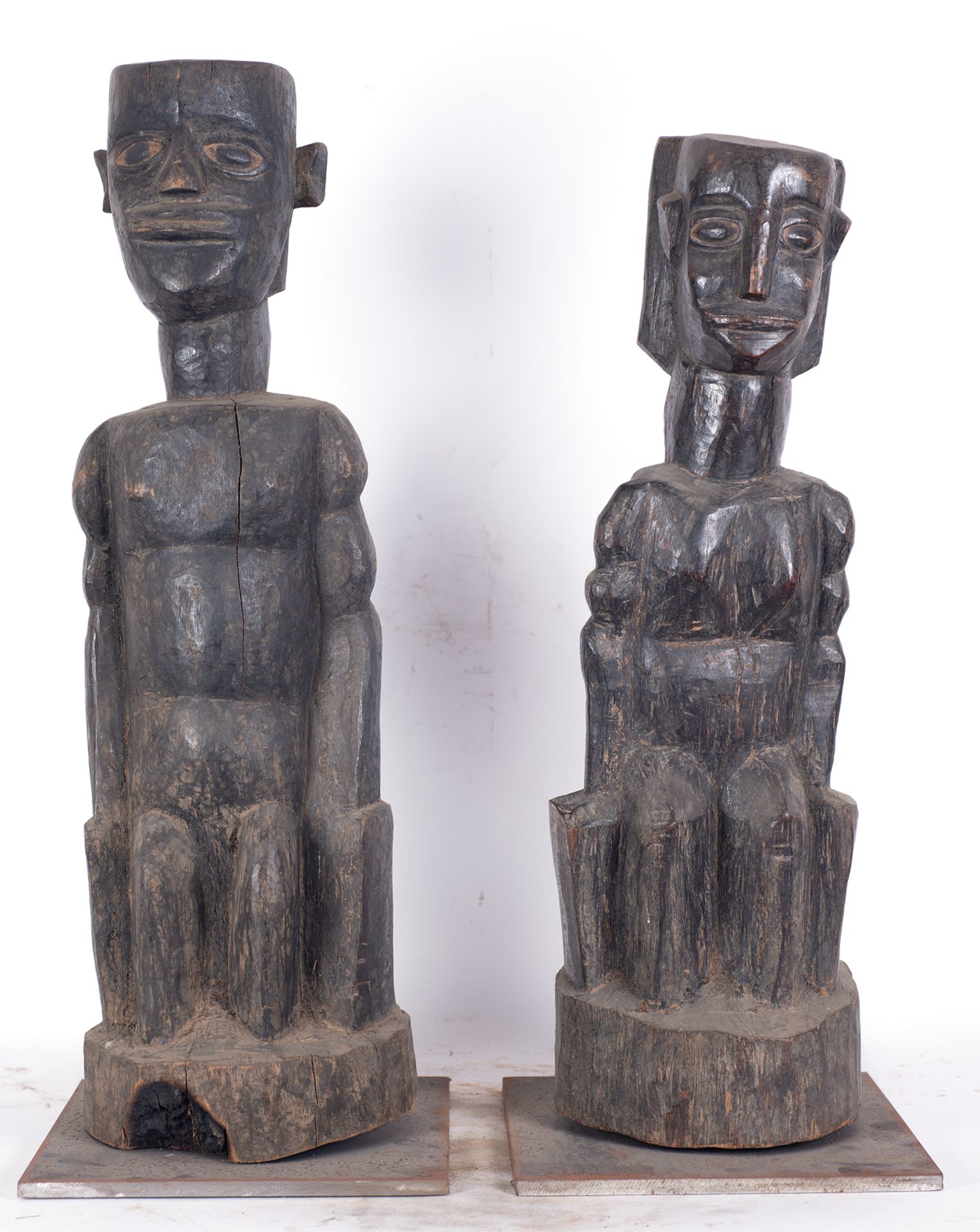 Pair of figures of man and woman, possibly Oceania