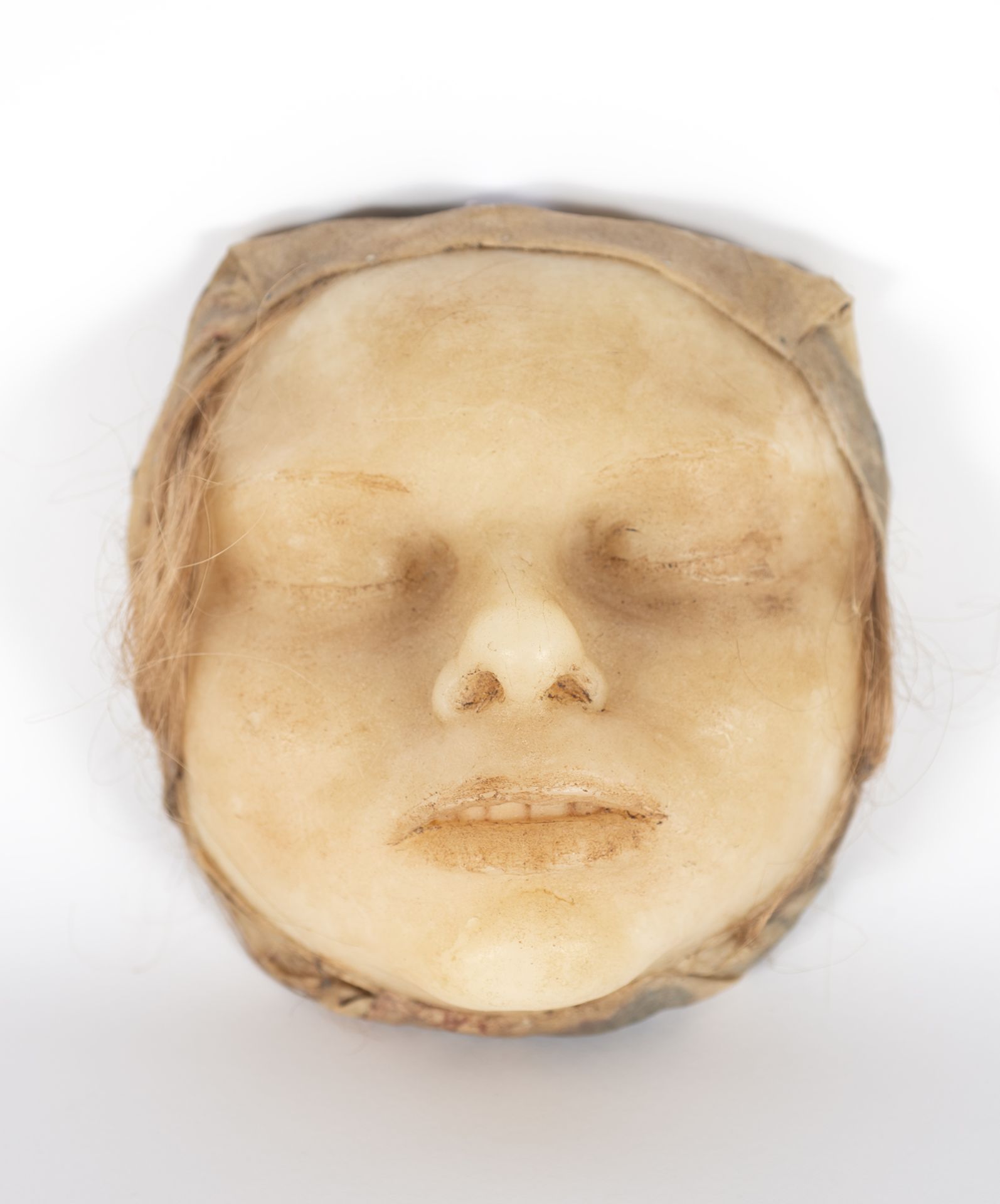 Rare wax funerary mask of a girl, England, Victorian period (1837–1901), second half of the 19th cen