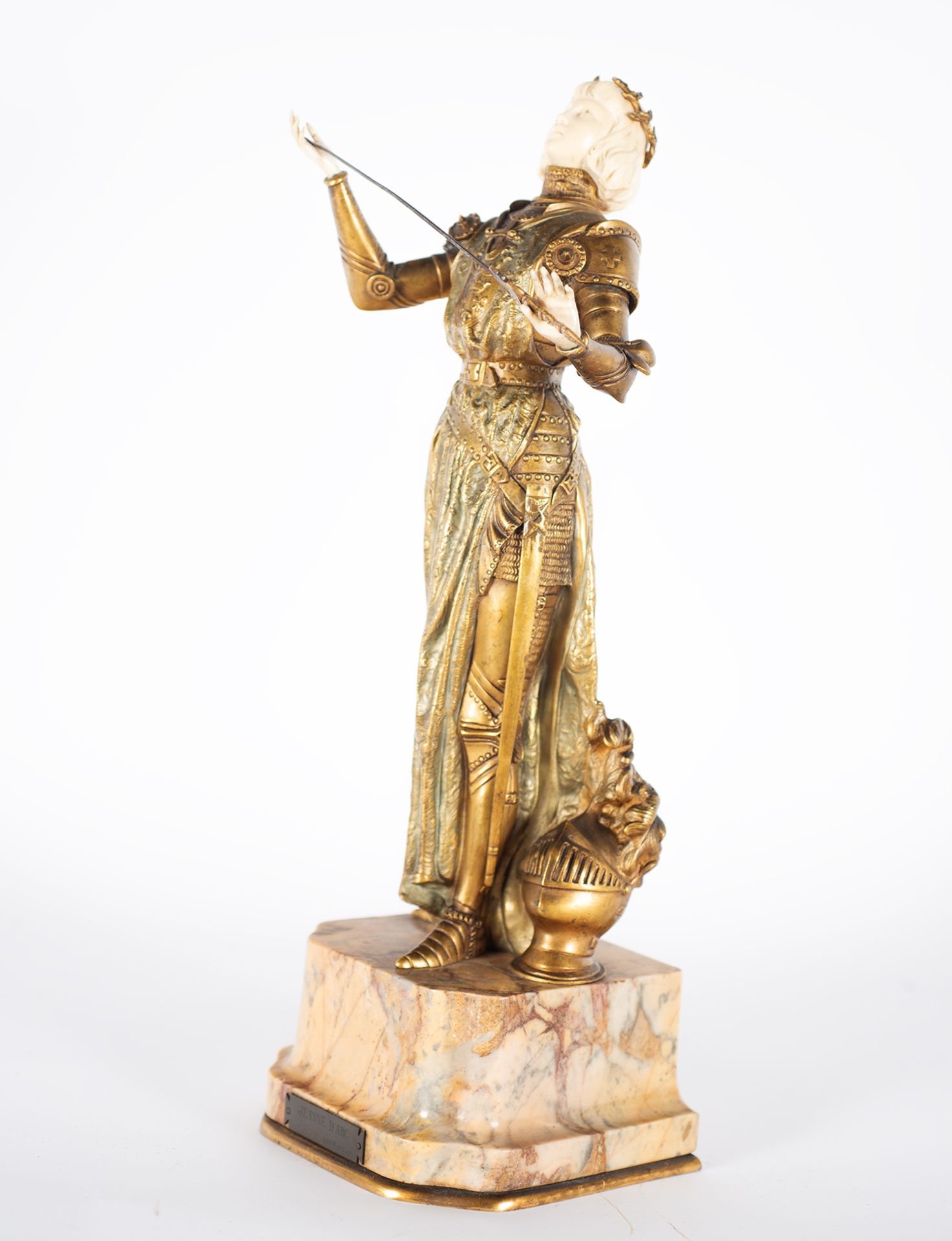 Chryselephantine sculpture representing Joan of Arc, signed René Paul Marquet (1875-1939) - Bild 2 aus 7