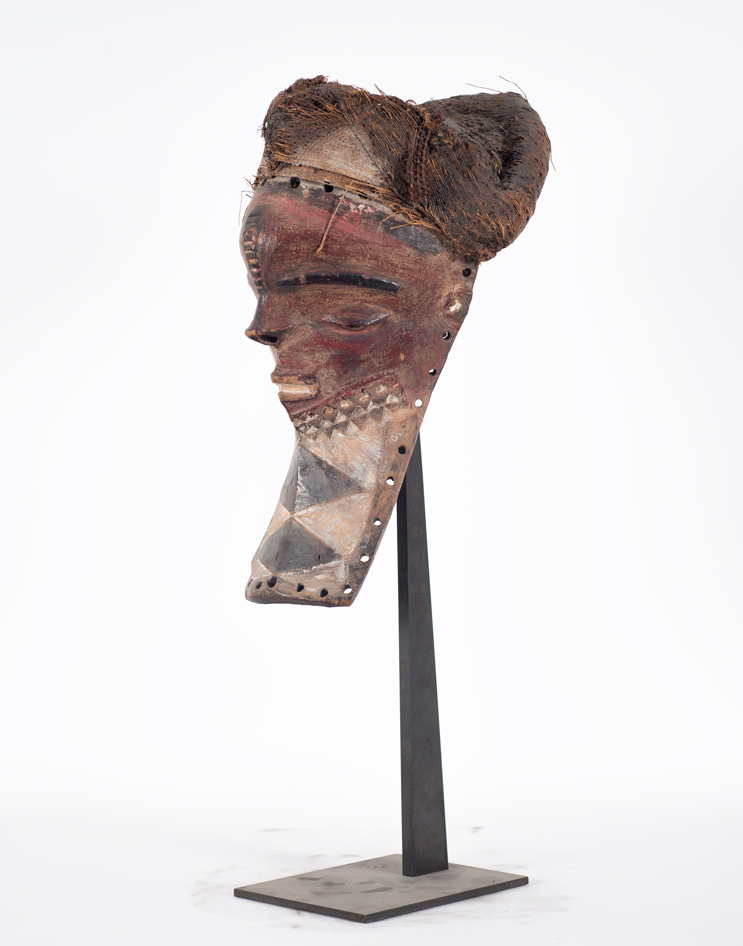 Pende mask, Congo - Image 8 of 9