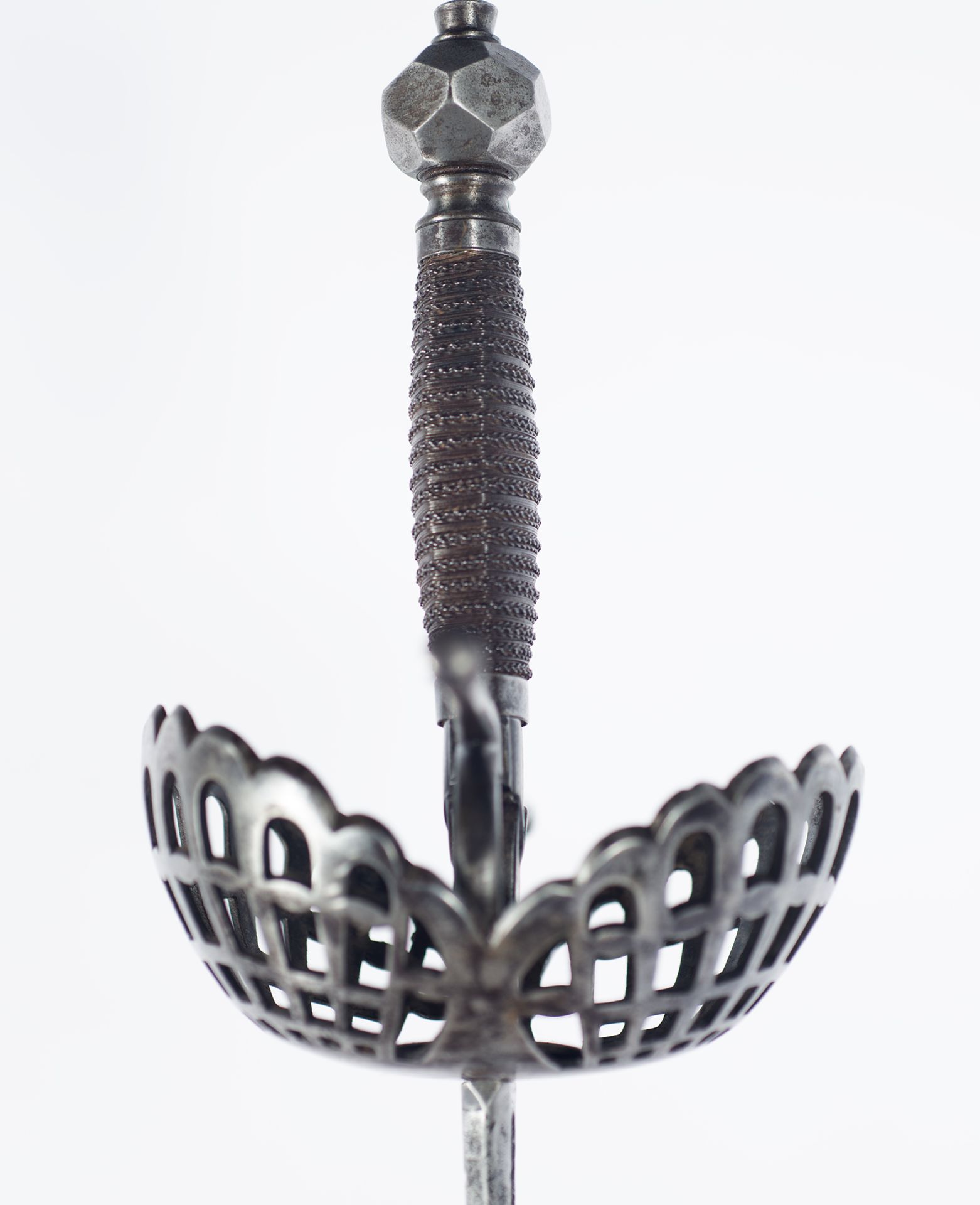 Spanish Toledo cup sword by Antonio Ruiz Toledo, 17th century - Image 15 of 17