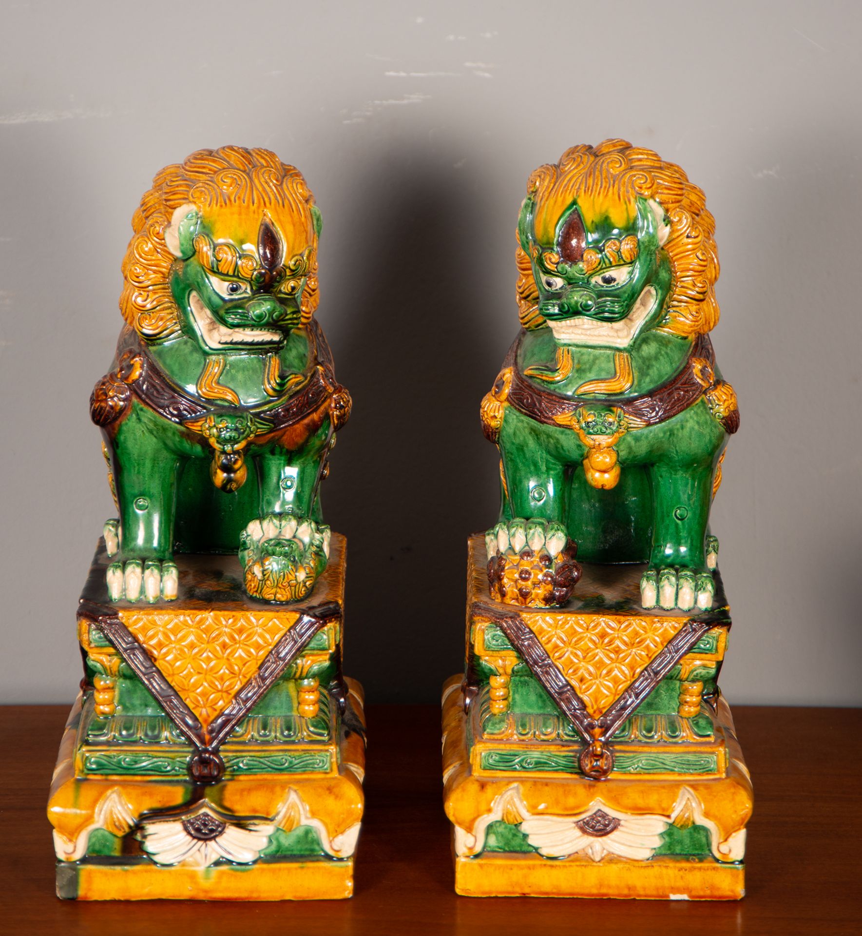 Pair of Foo lions, Chinese school of the 19th - 20th centuries