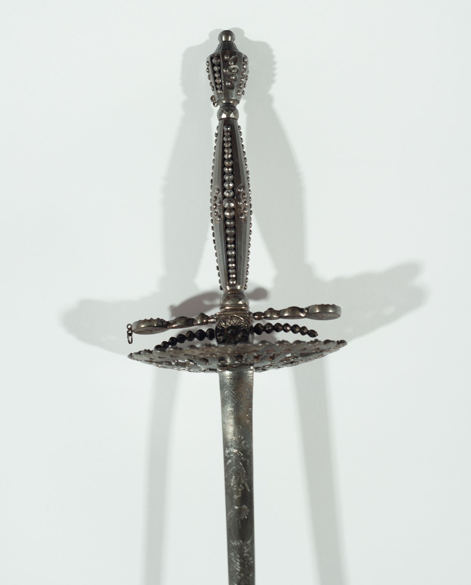 Very rare "diamond-plated" officer's sword, Toledo, 17th century - Bild 2 aus 9