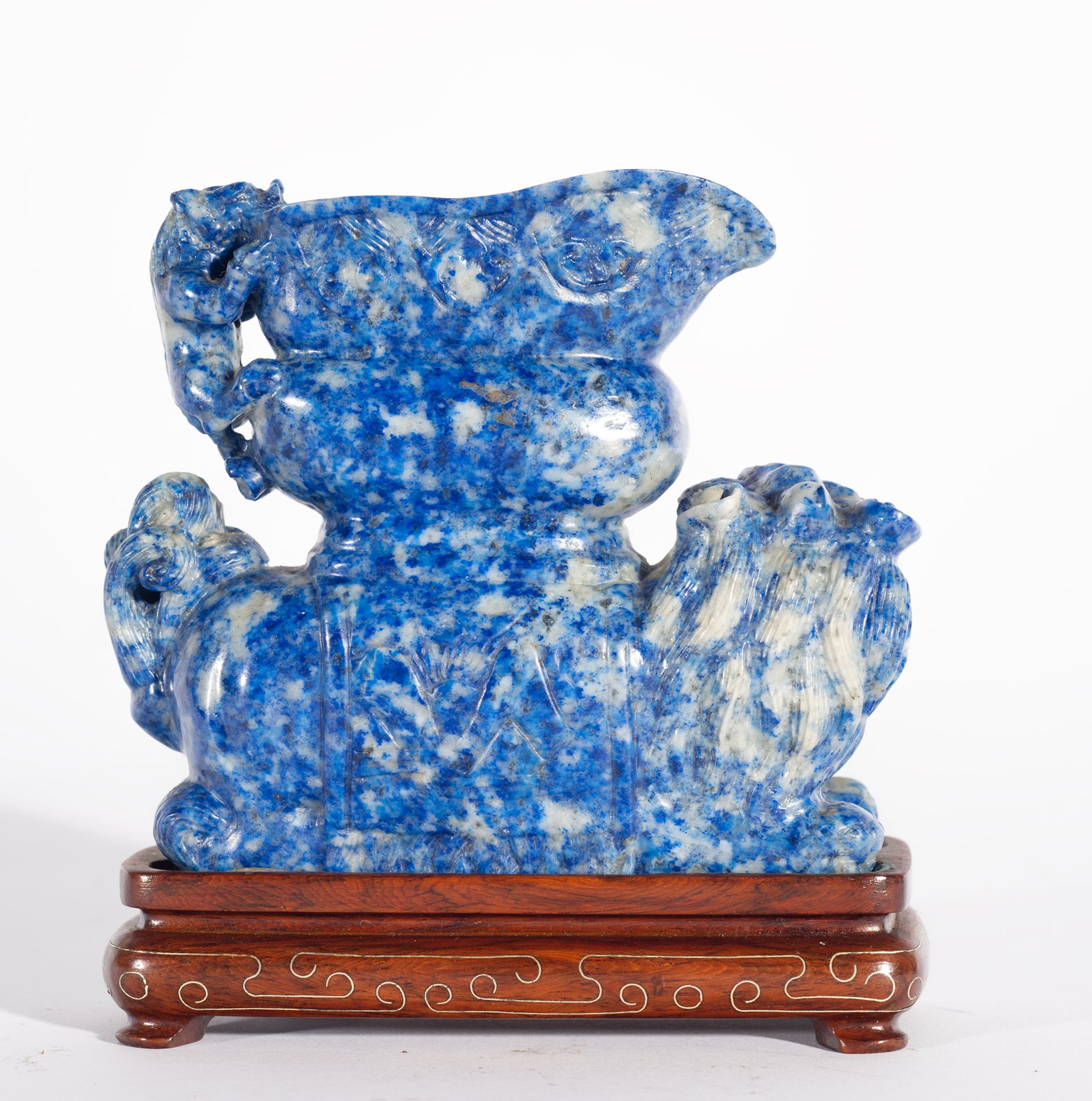 Chinese libation cup in lapis lazuli, China, early 20th century - Image 2 of 2