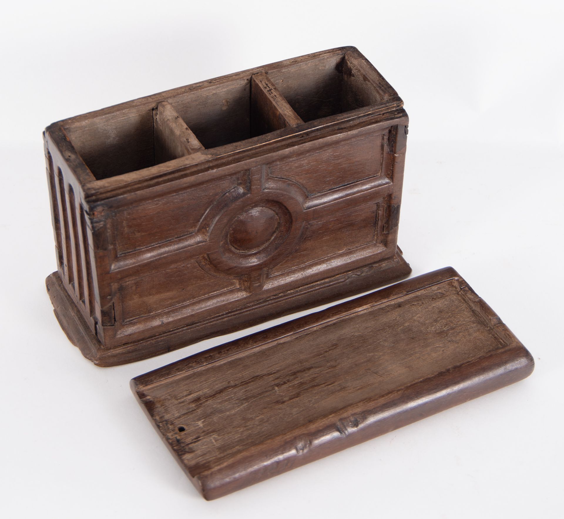 Box for the Holy Oils, Spanish school of the 17th century - Bild 7 aus 7