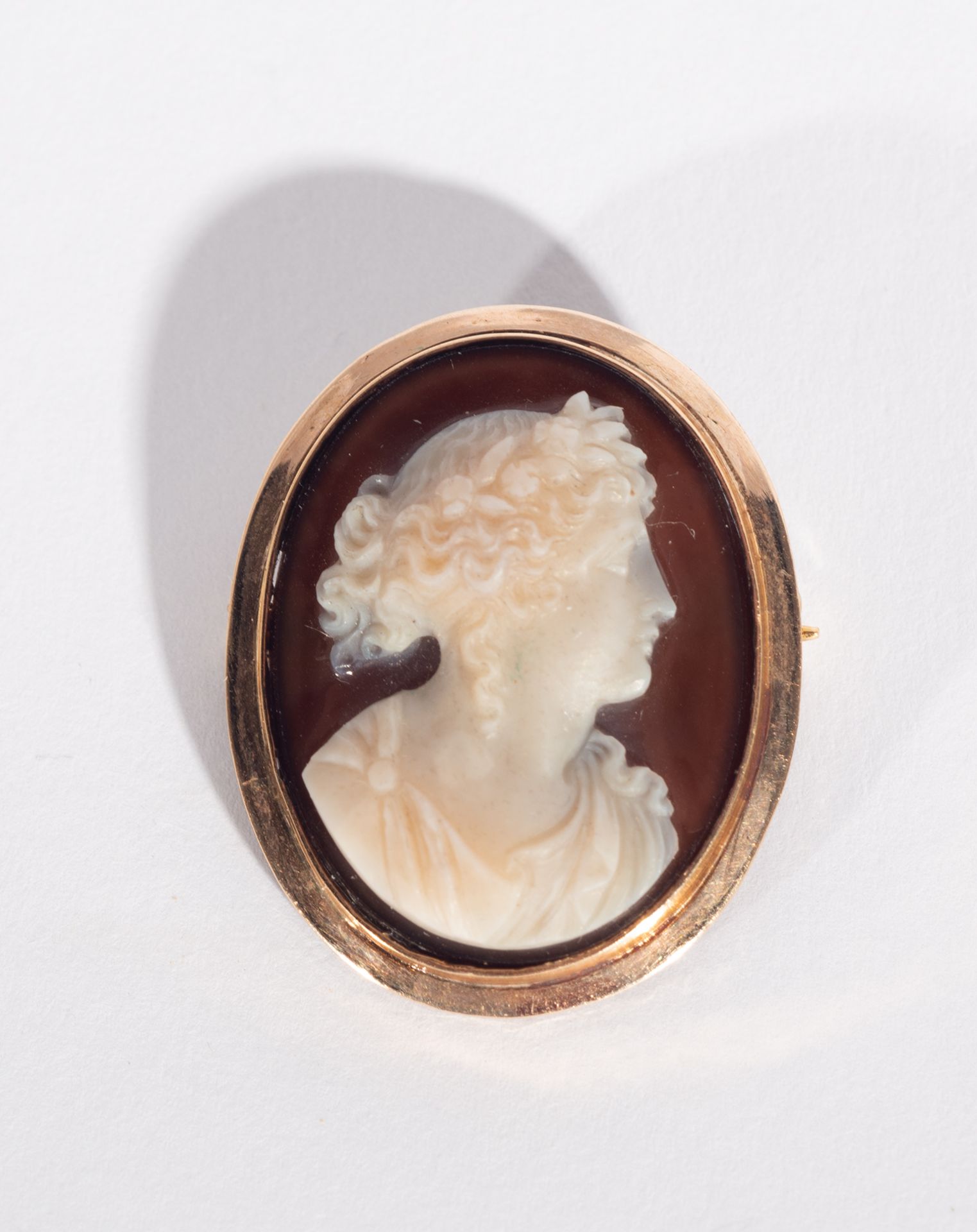 Gold brooch with Lady's Cameo, 19th century