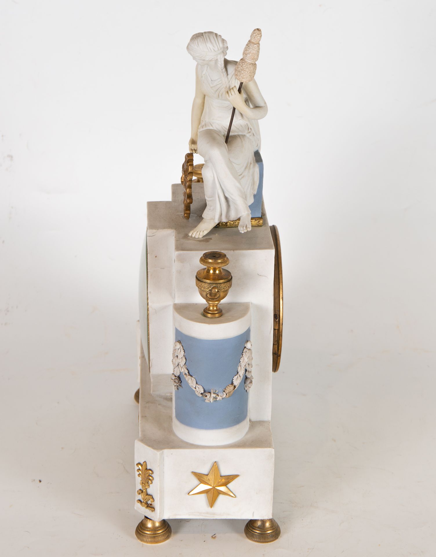 Empire Style Clock in Wedgwood porcelain and gilt bronze, 19th century French school - Image 9 of 11