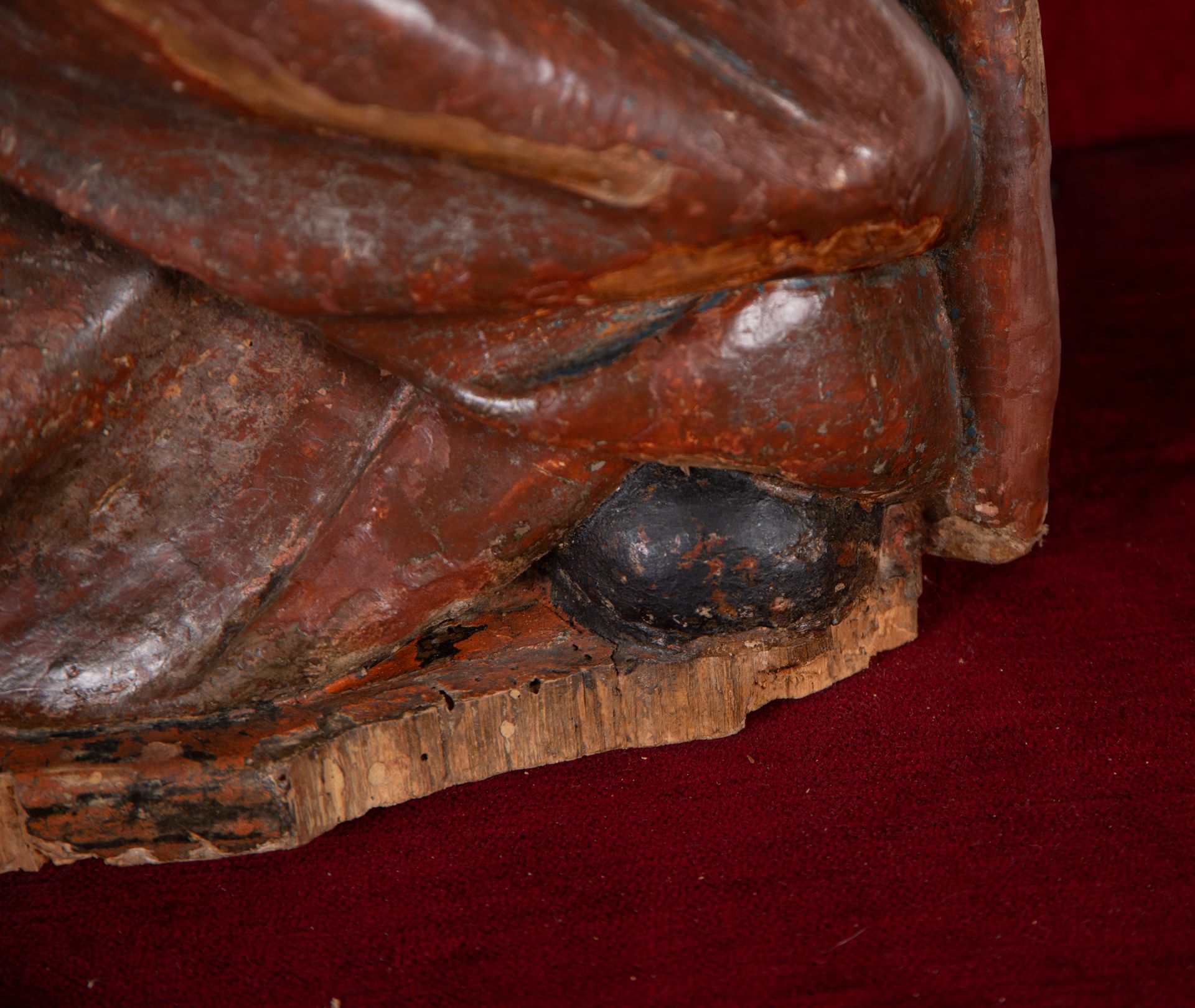 Large Virgin of Mechelen with Child in Arms, school of Mechelen, XV - XVI century - Image 9 of 18