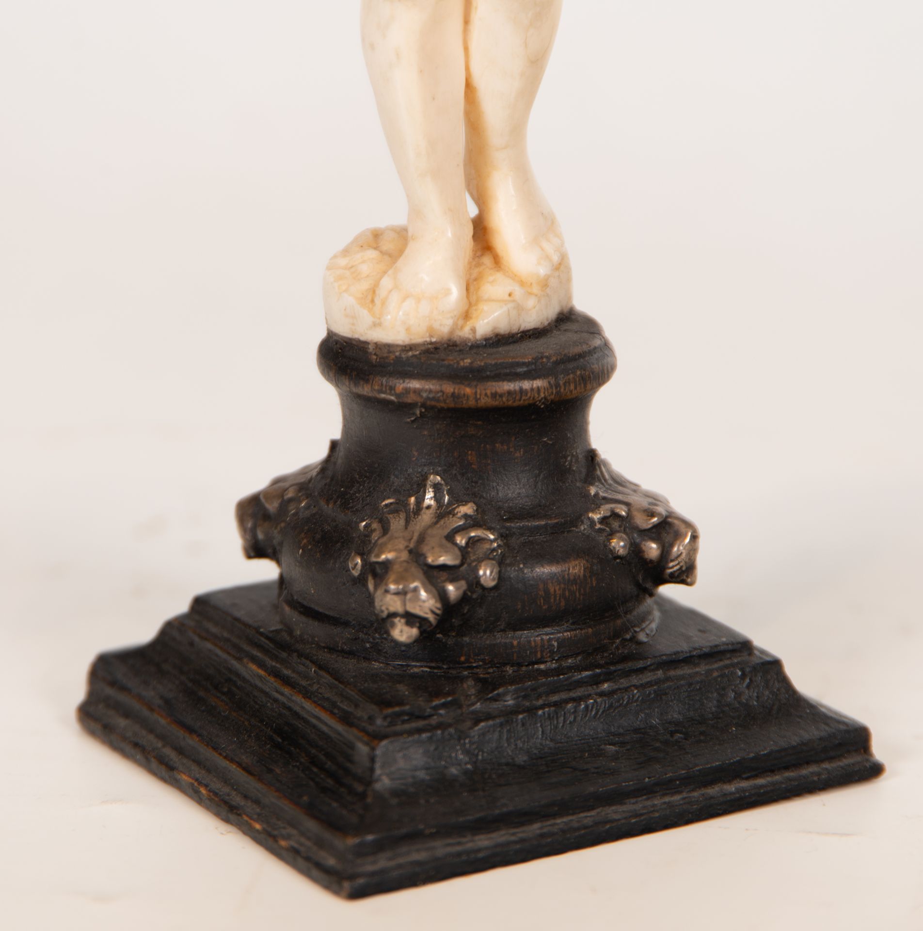 Aphrodite in Ivory, 17th century Flemish work - Image 9 of 9