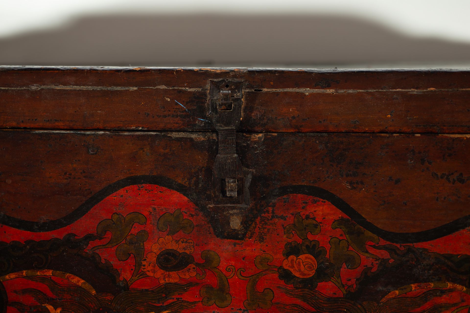 Rare Tibetan chest, 17th - 18th century - Image 4 of 9