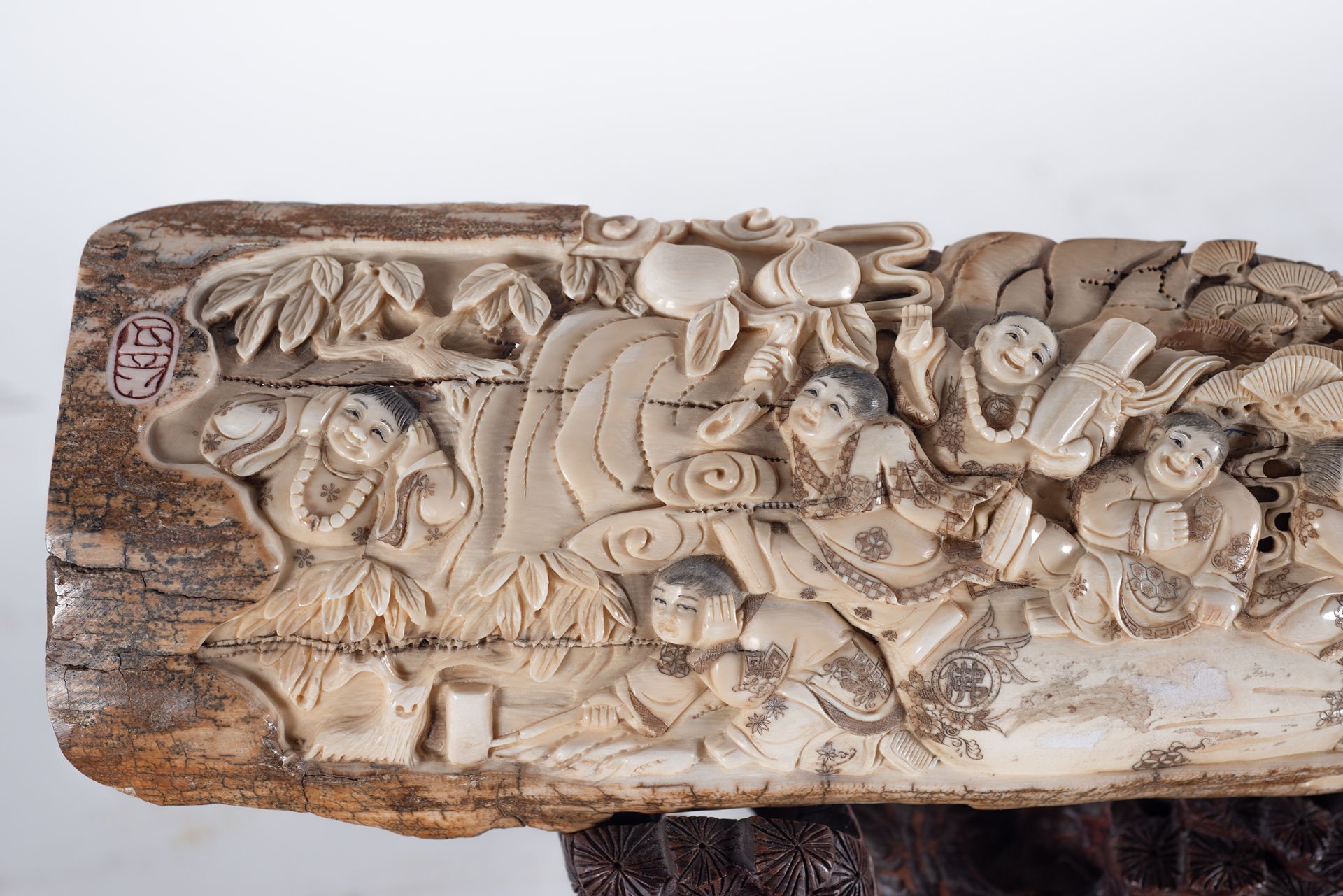 Mammoth tusk carved in the form of a Pagoda, Chinese school of the XIX - XX centuries - Bild 3 aus 7